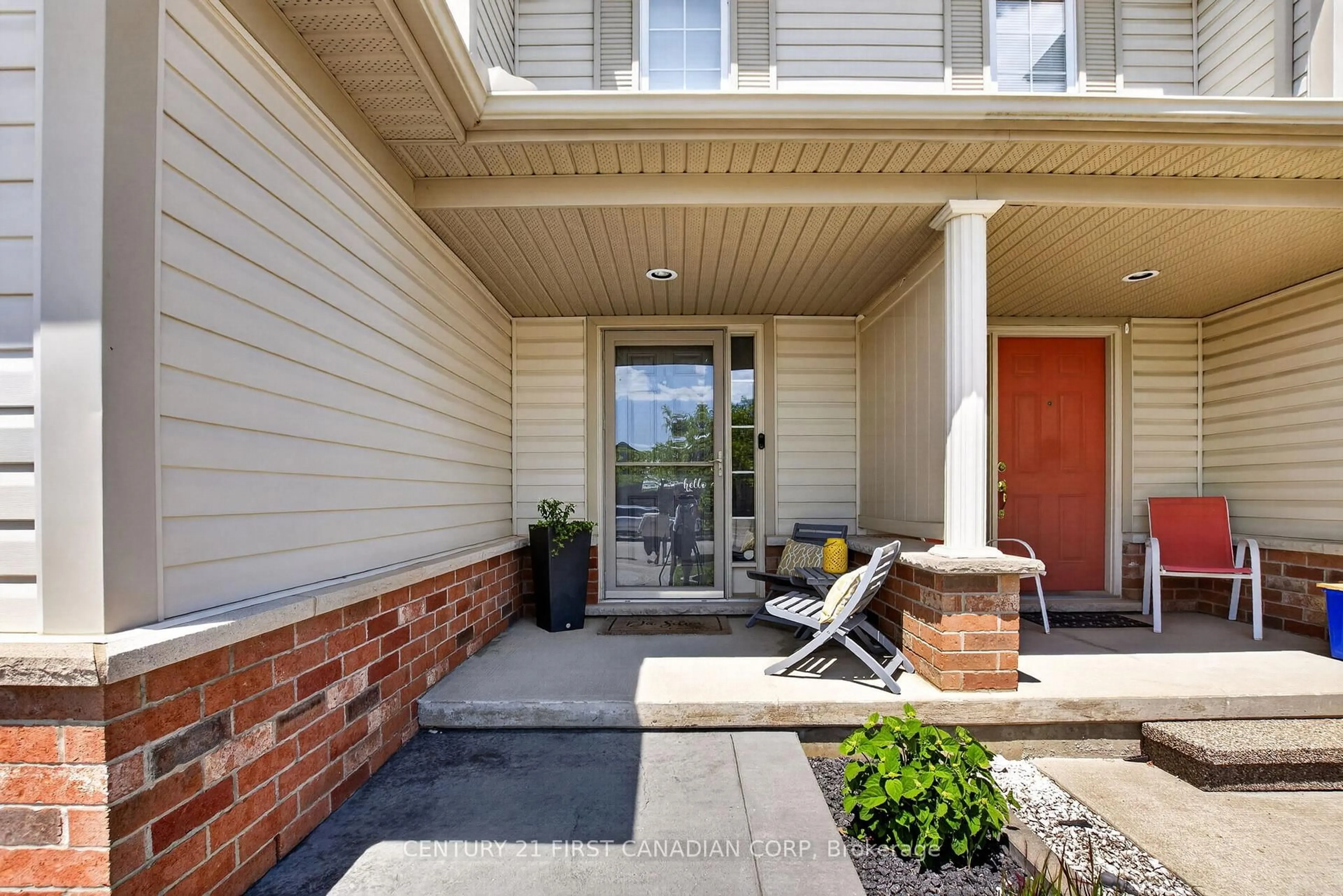 Indoor entryway for 1488 Evans Blvd, London South Ontario N6M 0A8