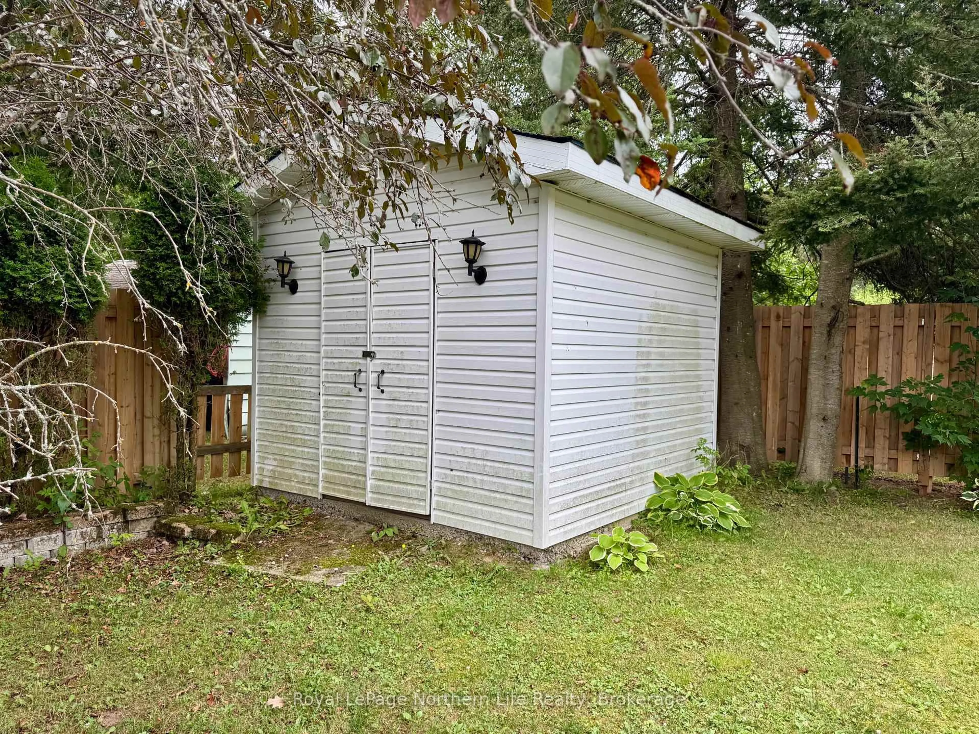 Shed for 38 Big Bend Ave, Powassan Ontario P0H 1Z0