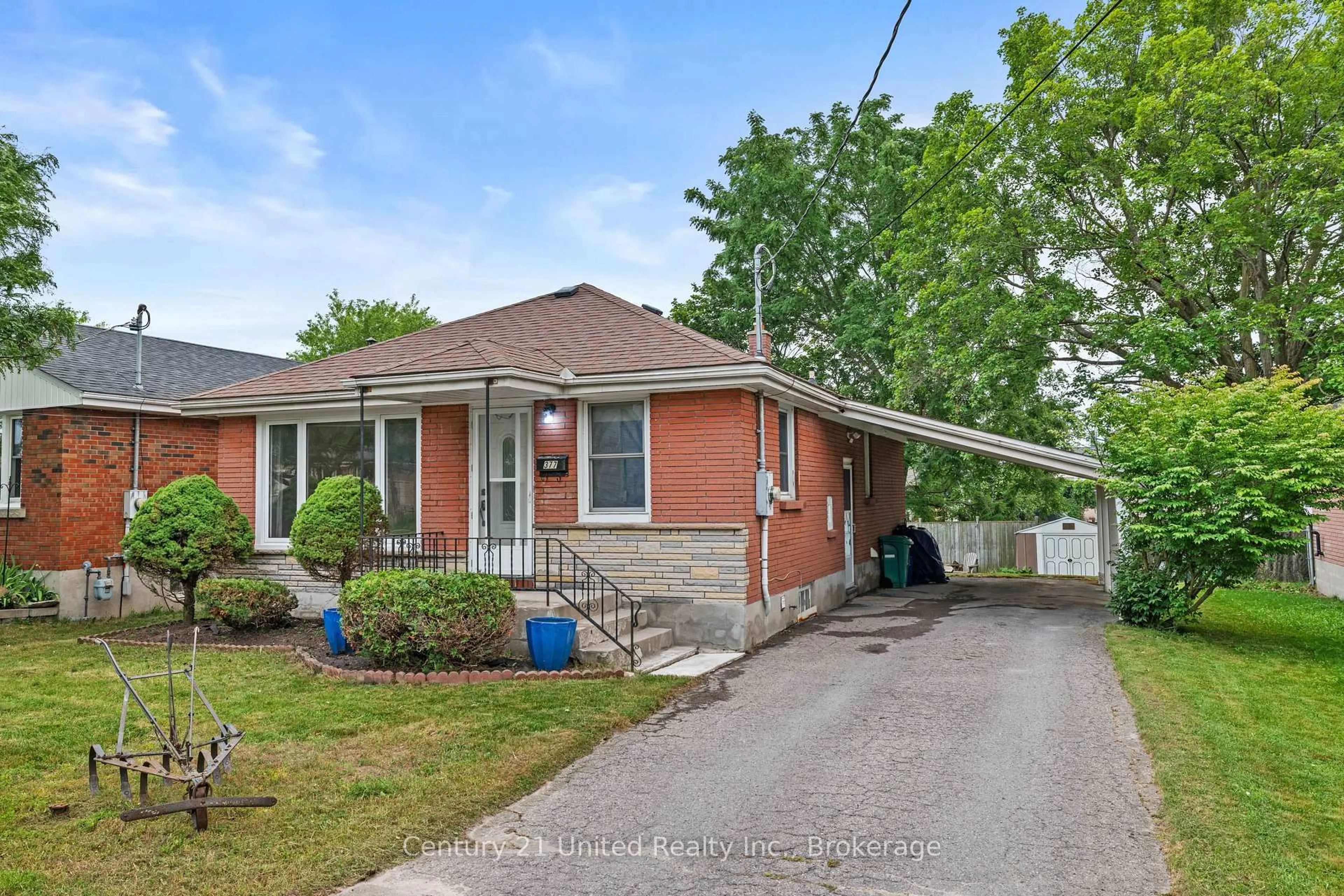 Home with brick exterior material, street for 377 Chesterfield Ave, Peterborough Ontario K9H 4X8