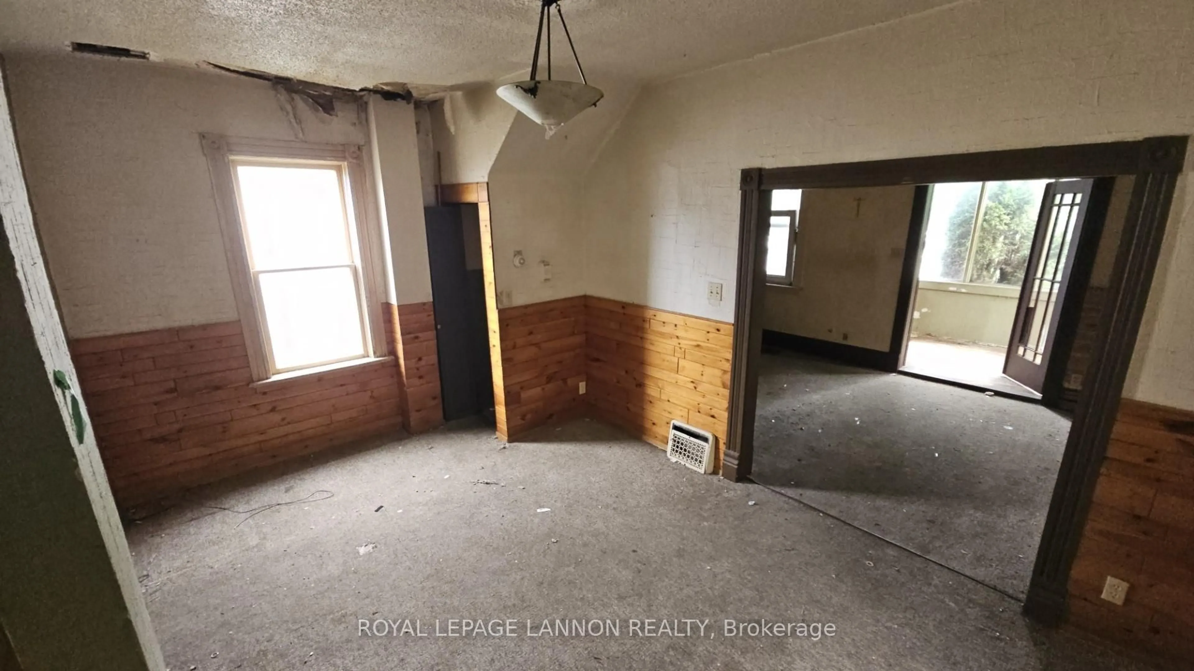 A pic of a room for 161 Amelia St, Thunder Bay Ontario P7E 3Z5