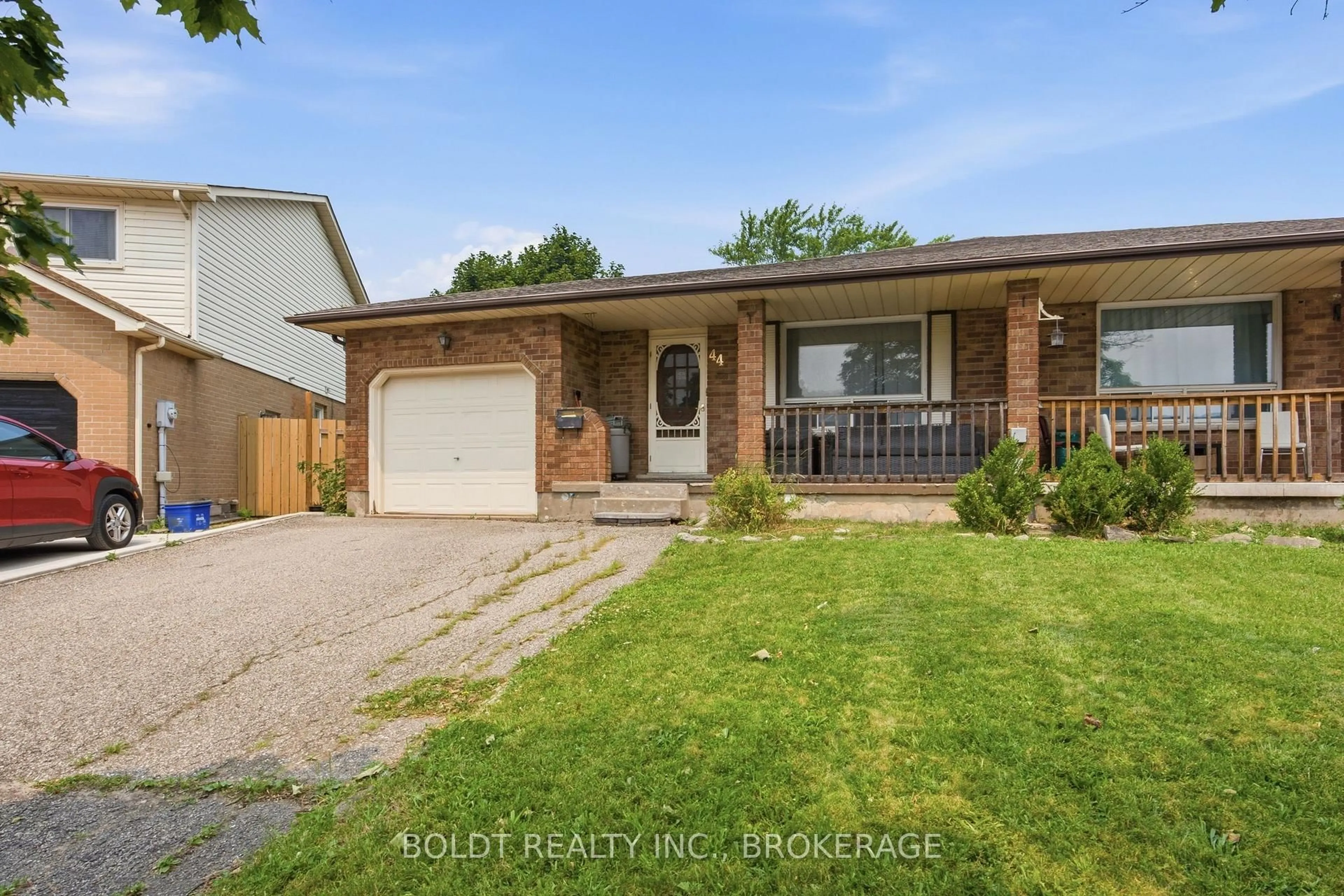 Home with brick exterior material, street for 44 Culligan Cres, Thorold Ontario L2V 4P1