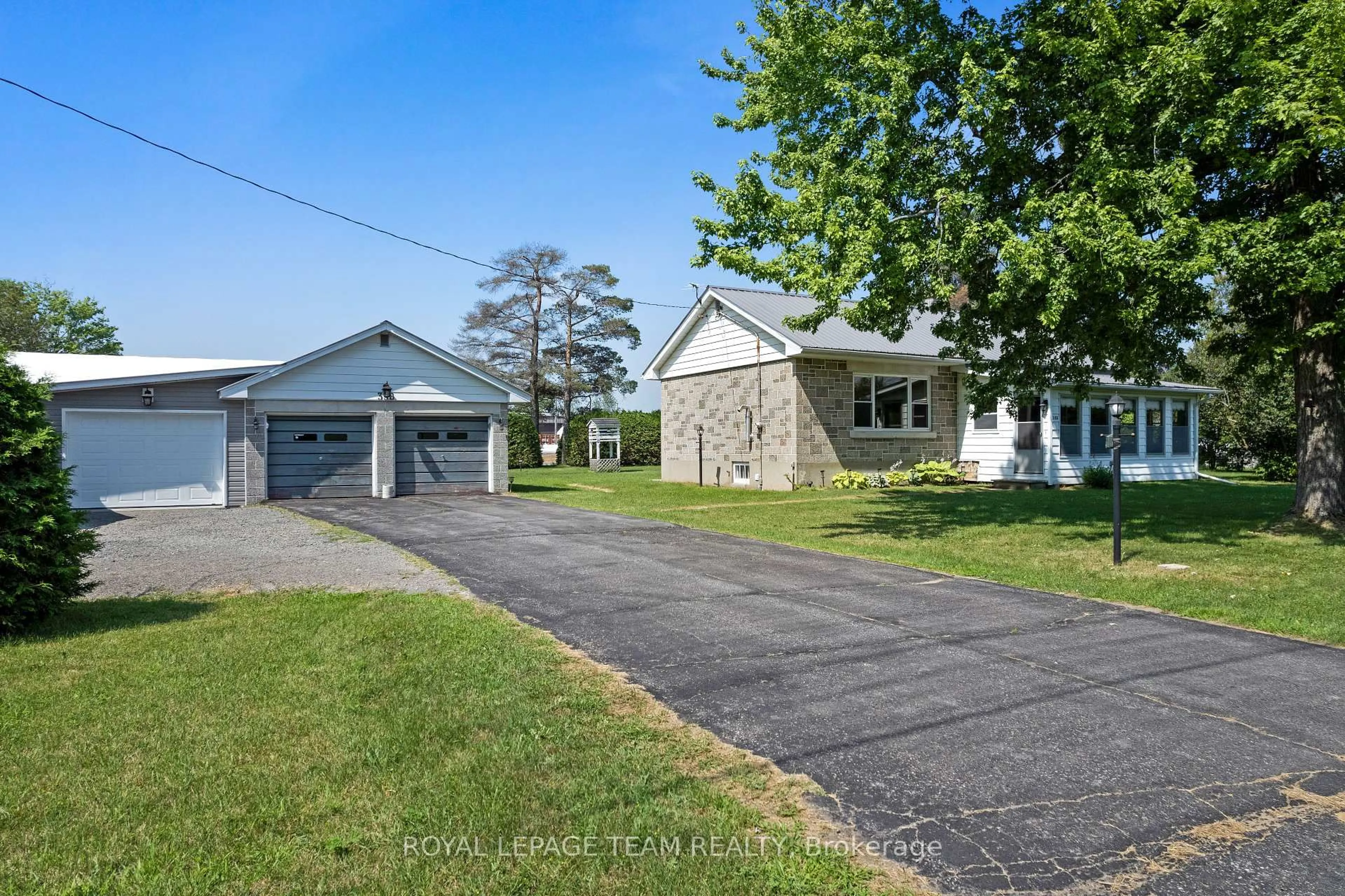A pic from outside/outdoor area/front of a property/back of a property/a pic from drone, street for 396 Townline Rd, North Grenville Ontario K0G 1J0
