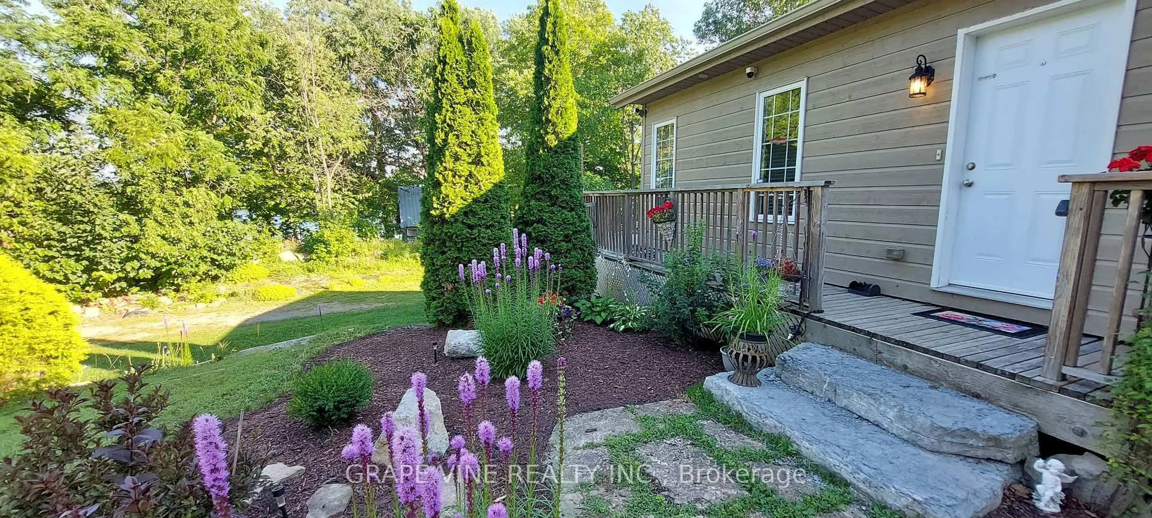 Unknown for 20 Bay St, Rideau Lakes Ontario K0G 1P0