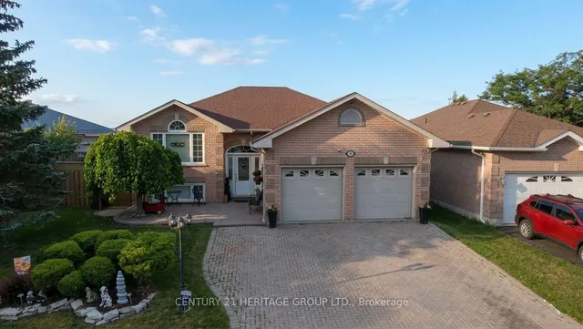 16 Eakins Cres, Kawartha Lakes 2
