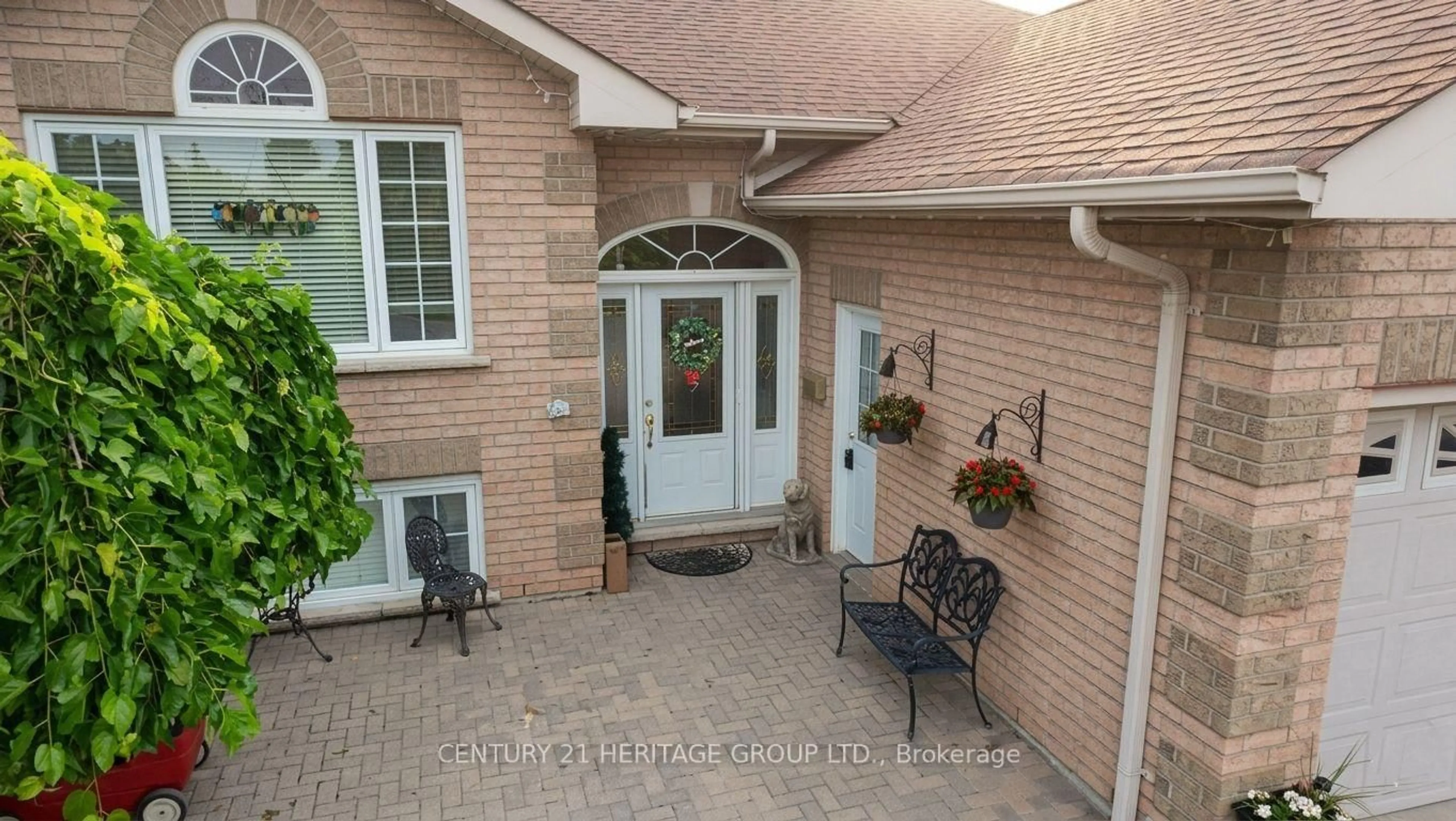 Unknown for 16 Eakins Cres, Kawartha Lakes Ontario K9V 6H8