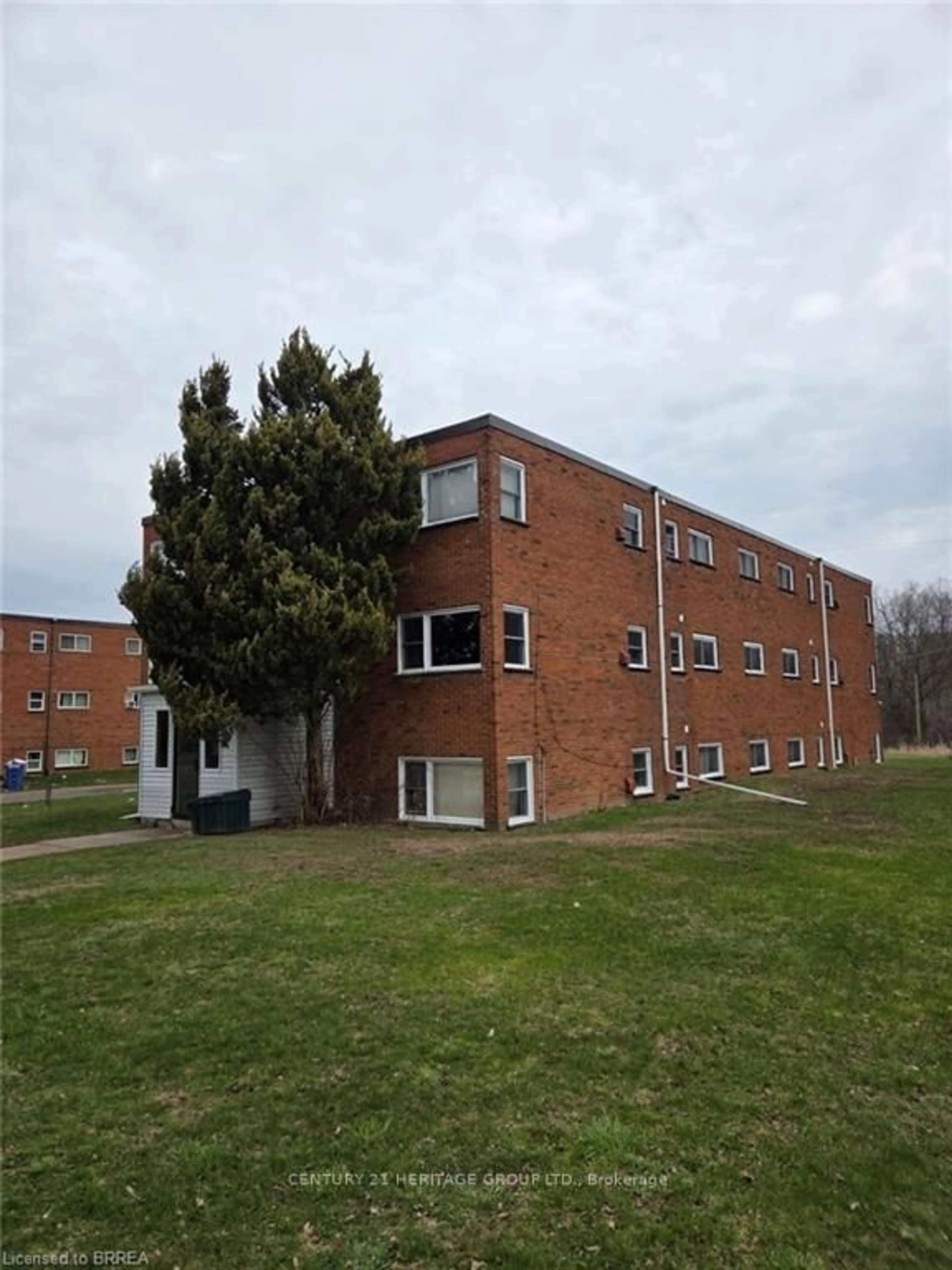 Unknown for 116 King Edward Ave #7, London South Ontario N5Z 3T1