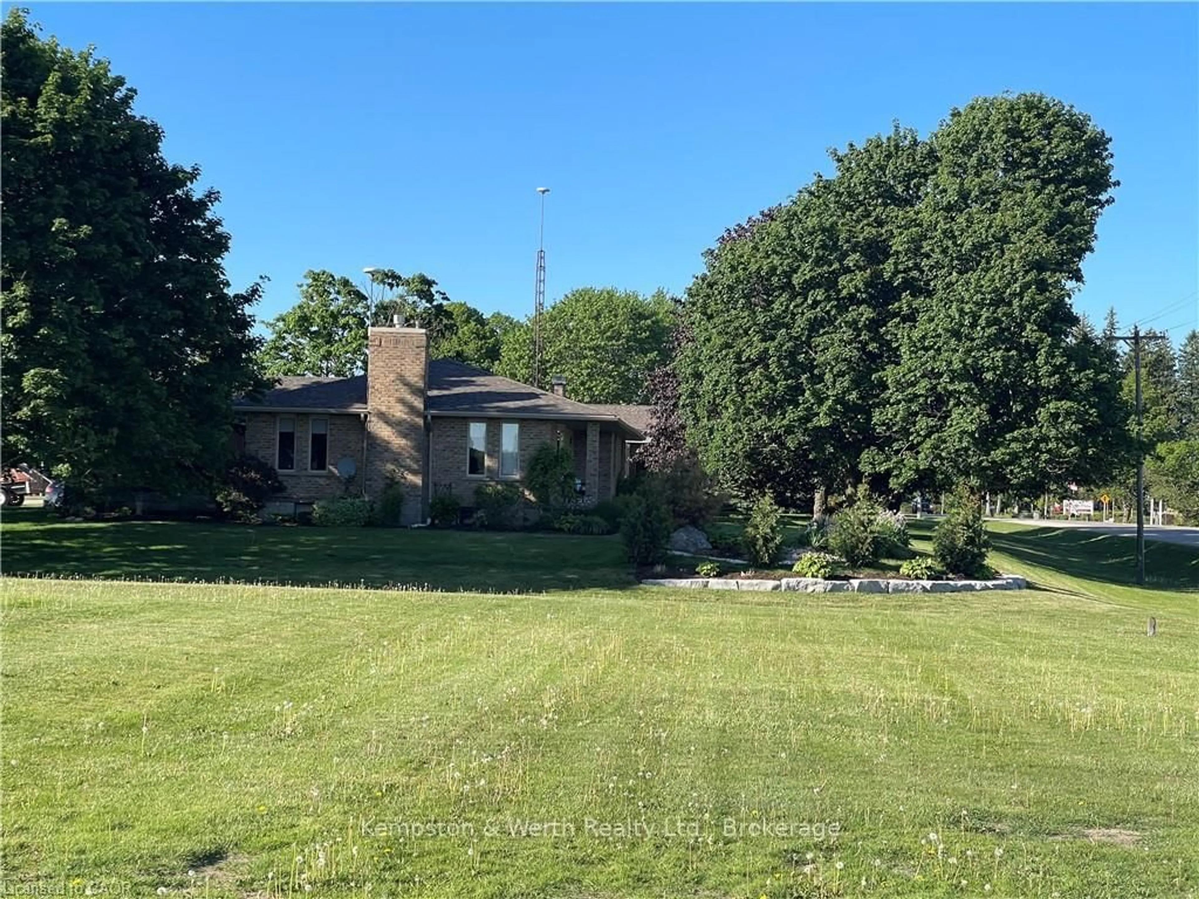 A pic from outside/outdoor area/front of a property/back of a property/a pic from drone, unknown for 1A Crawford St, Ashfield-Colborne-Wawanosh Ontario N0G 2W0