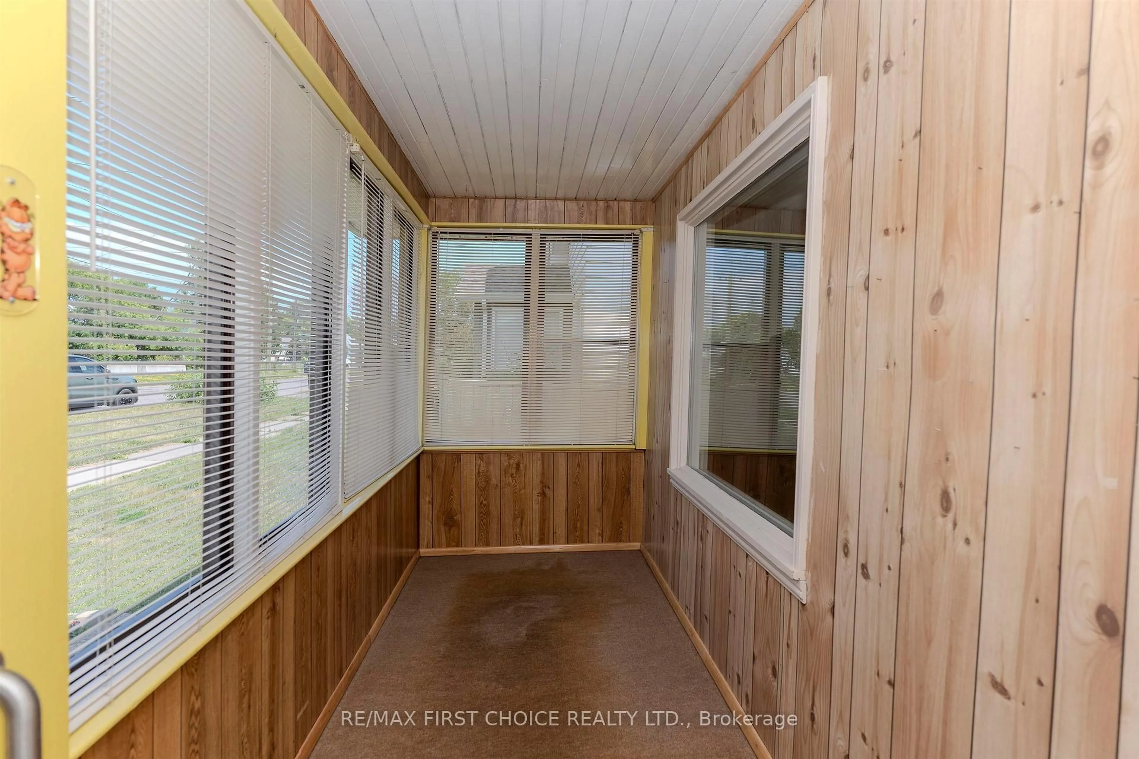 Unknown for 367 MARKLAND ST, Thunder Bay Ontario P7B 2H9