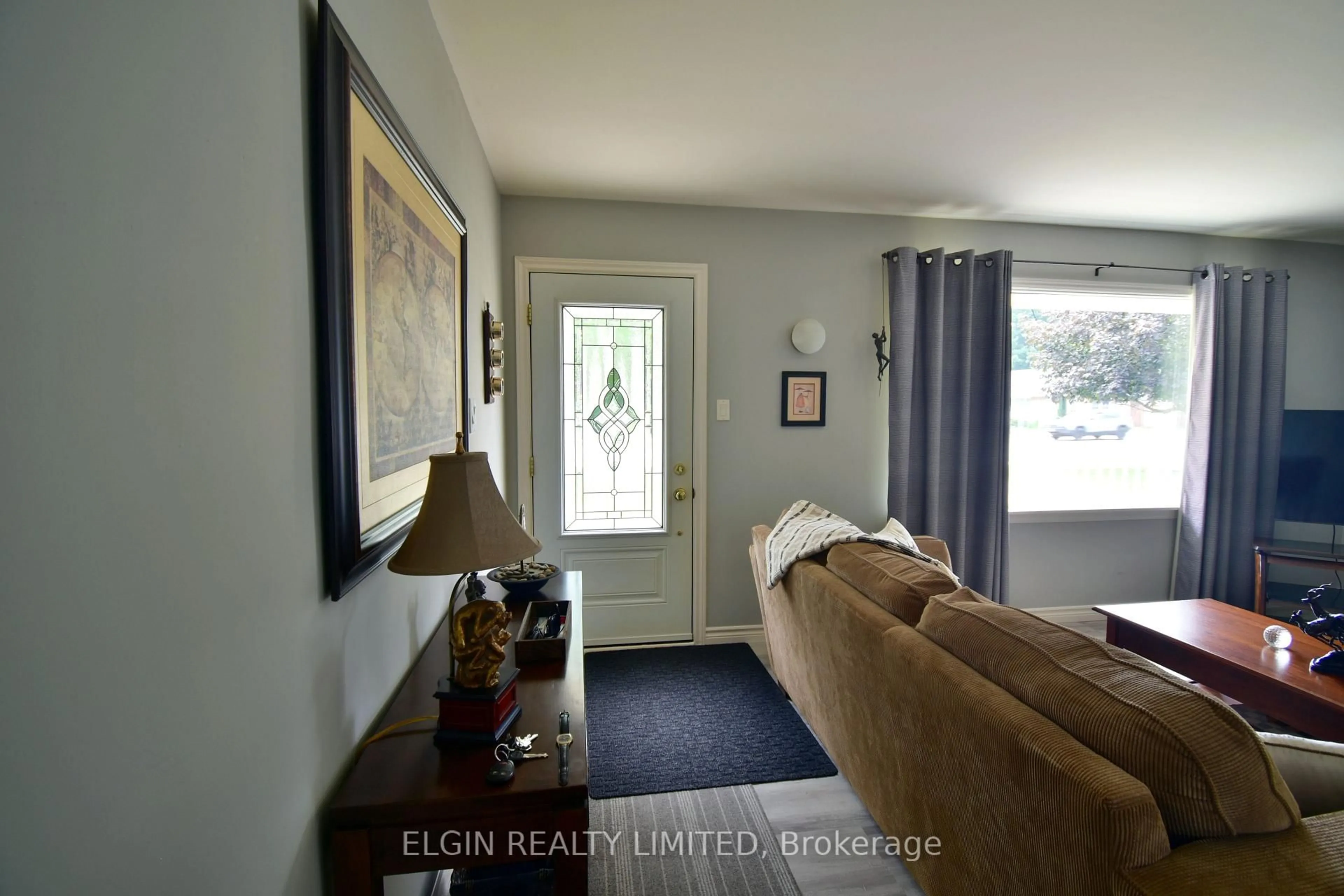 Unknown for 174 Elm St, St. Thomas Ontario N5R 1J3