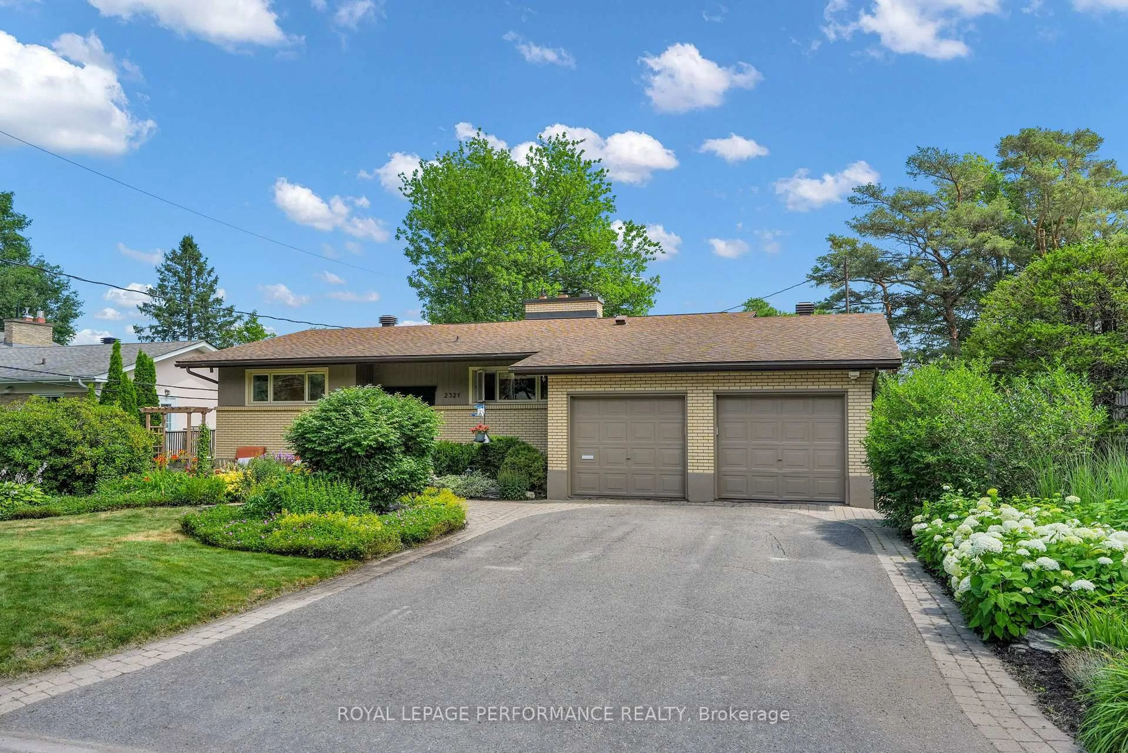 Unknown for 2321 Hillary Ave, Ottawa Ontario K1H 7J2