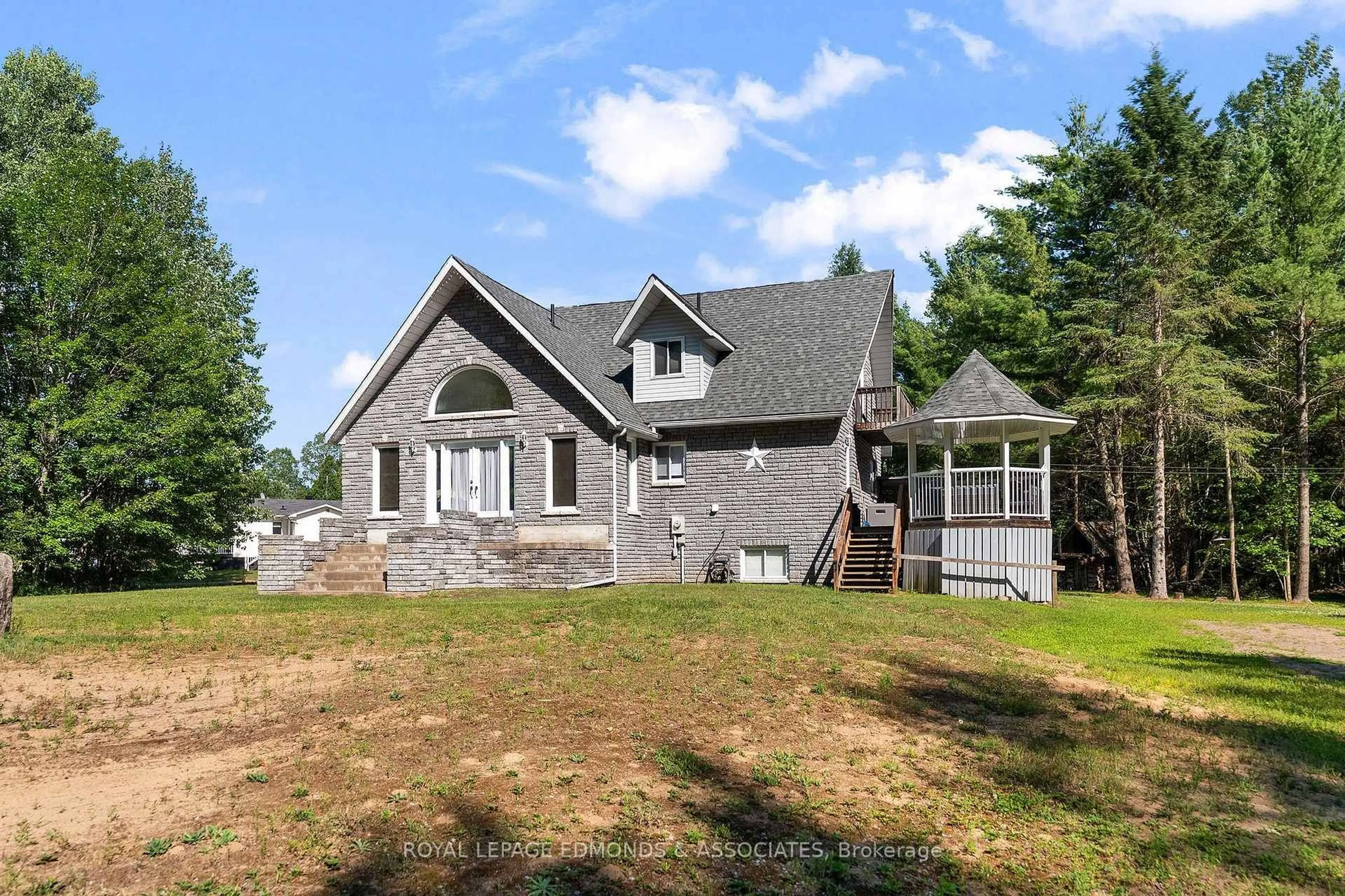 Unknown for 219 Zanders Rd, Pembroke Ontario K8A 6W8