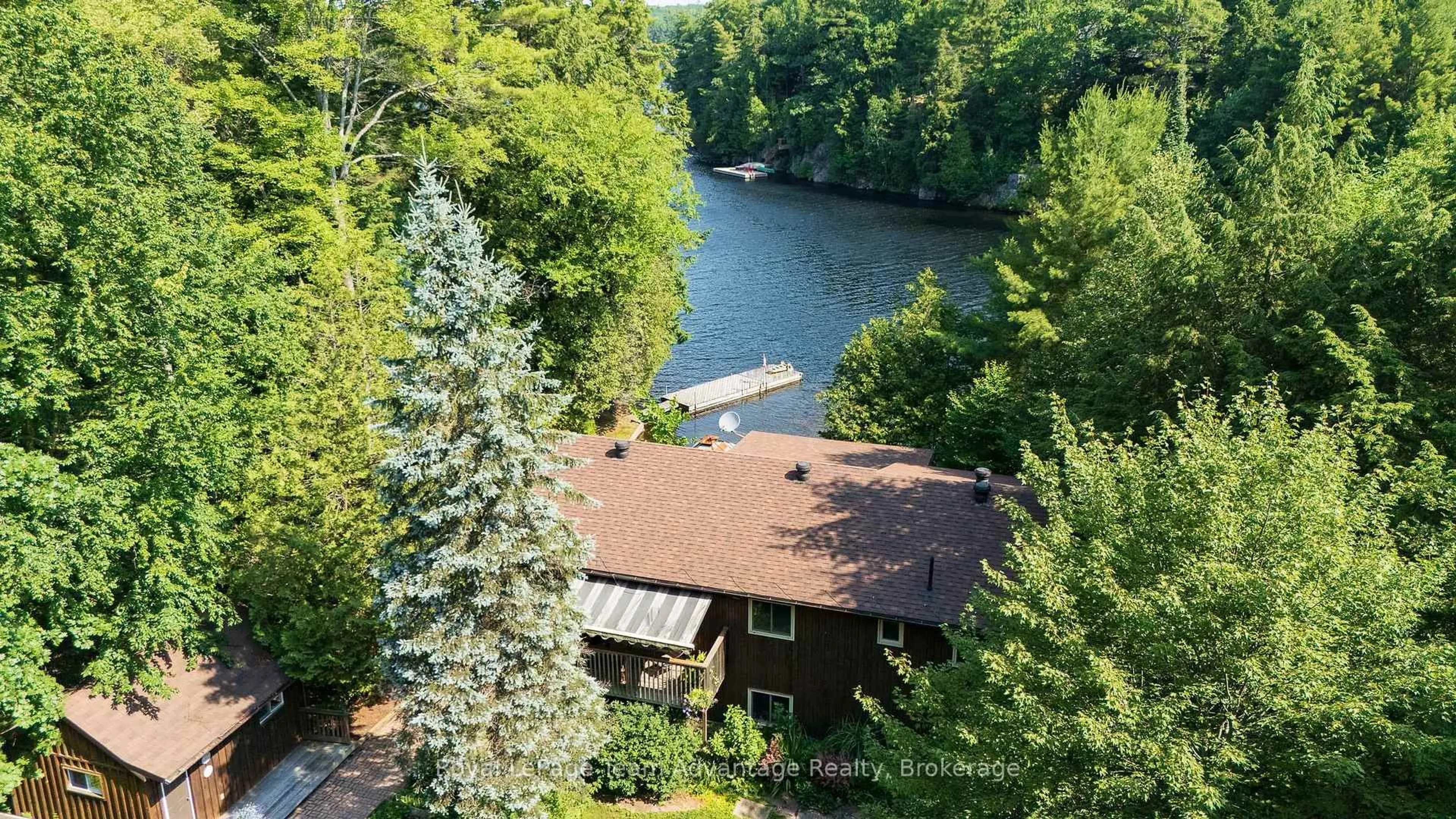 A pic from outside/outdoor area/front of a property/back of a property/a pic from drone, water/lake/river/ocean view for 30 Bartlett Dr, Seguin Ontario P2A 2W8