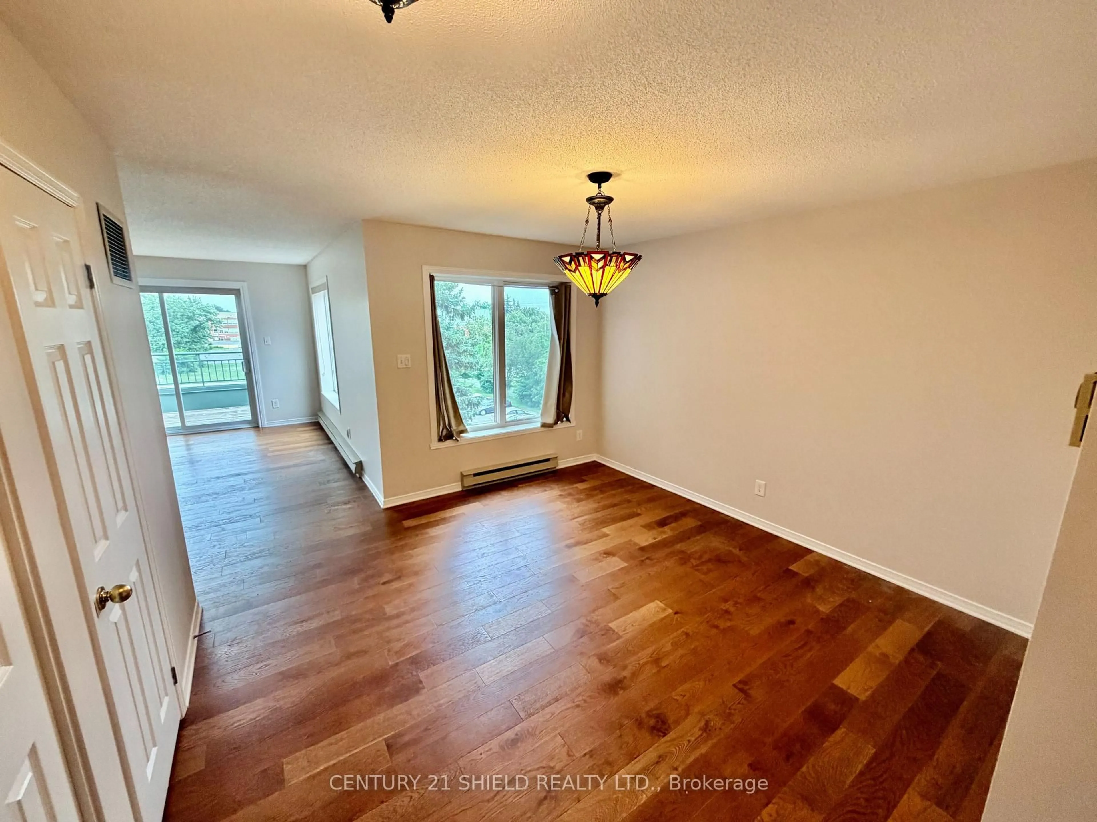 A pic of a room for 121 Water St #404, Cornwall Ontario K6J 5T8