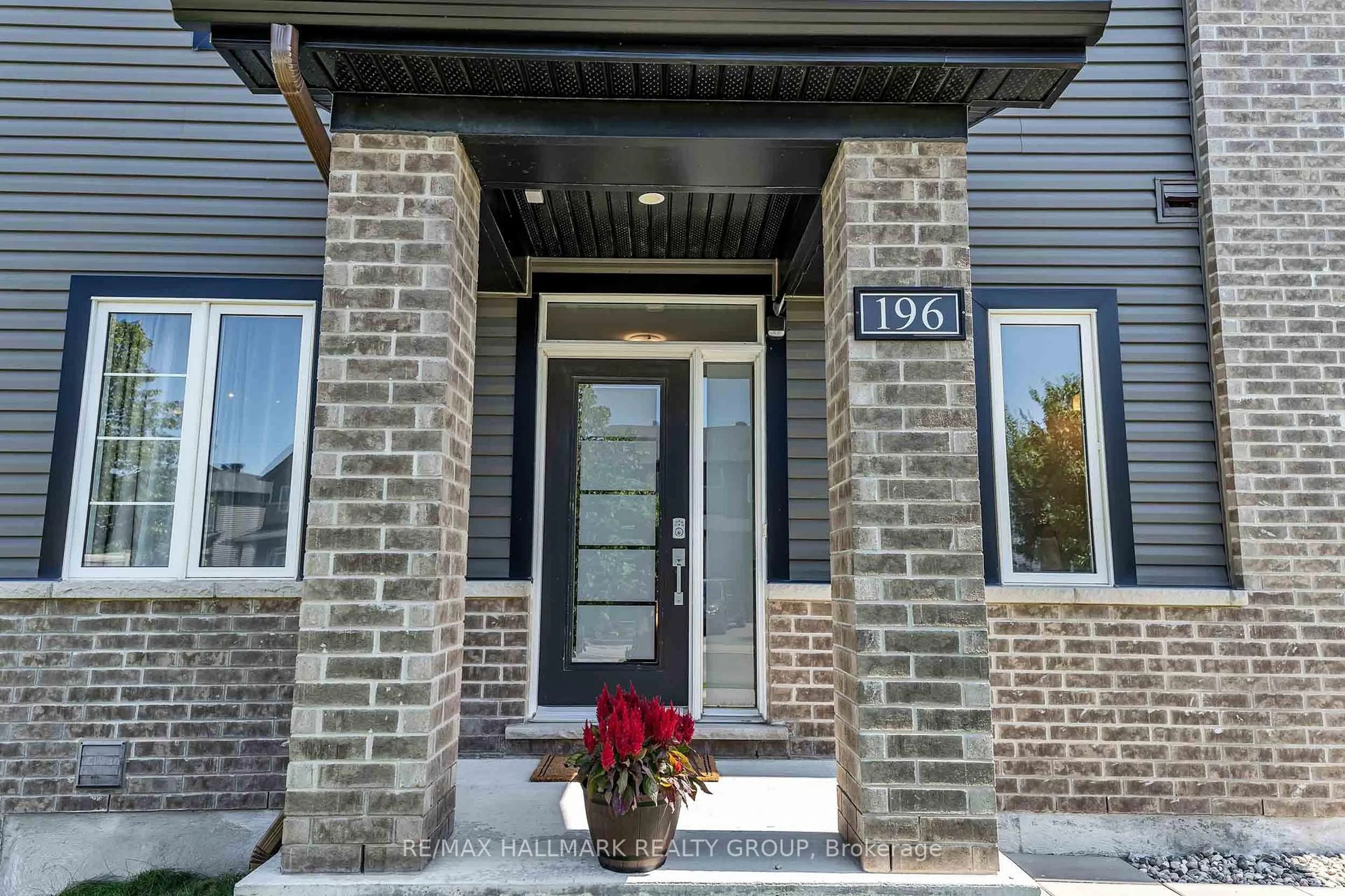 Unknown for 196 Bending Way, Ottawa Ontario K2J 6P2