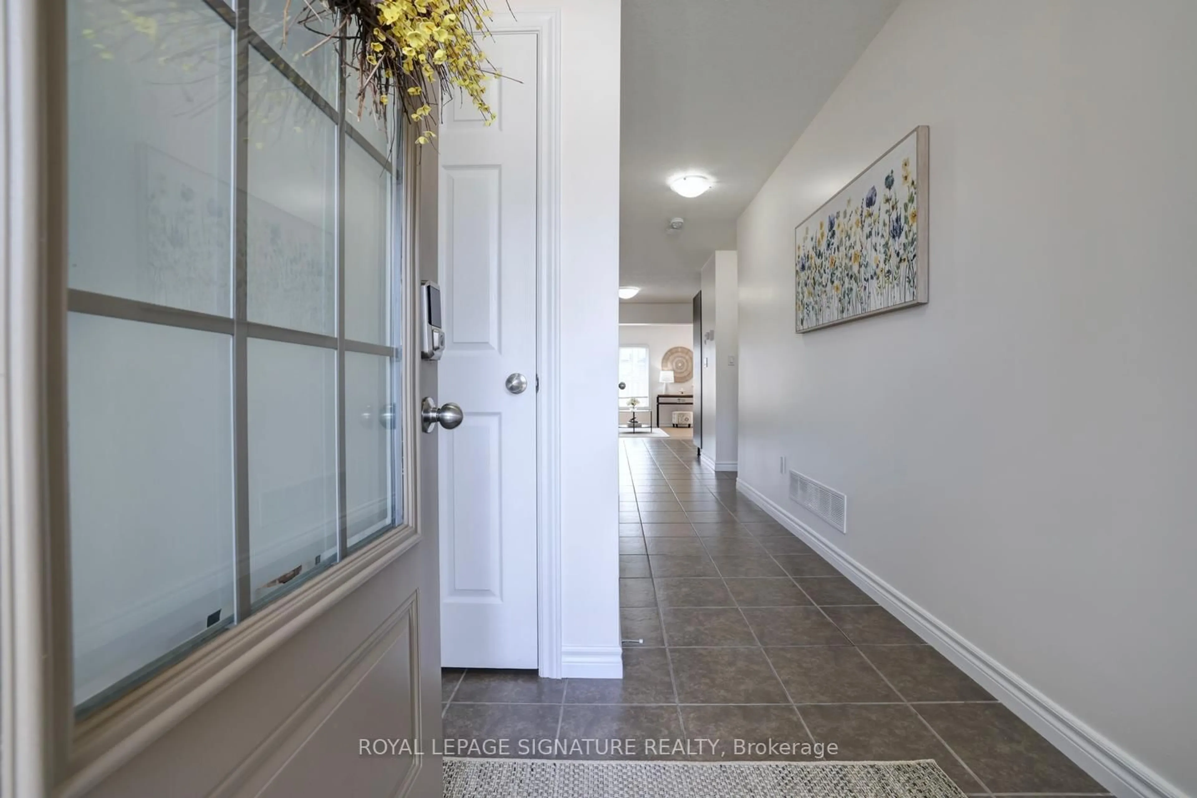 Indoor entryway for 155 William St, Waterloo Ontario N3B 0C2