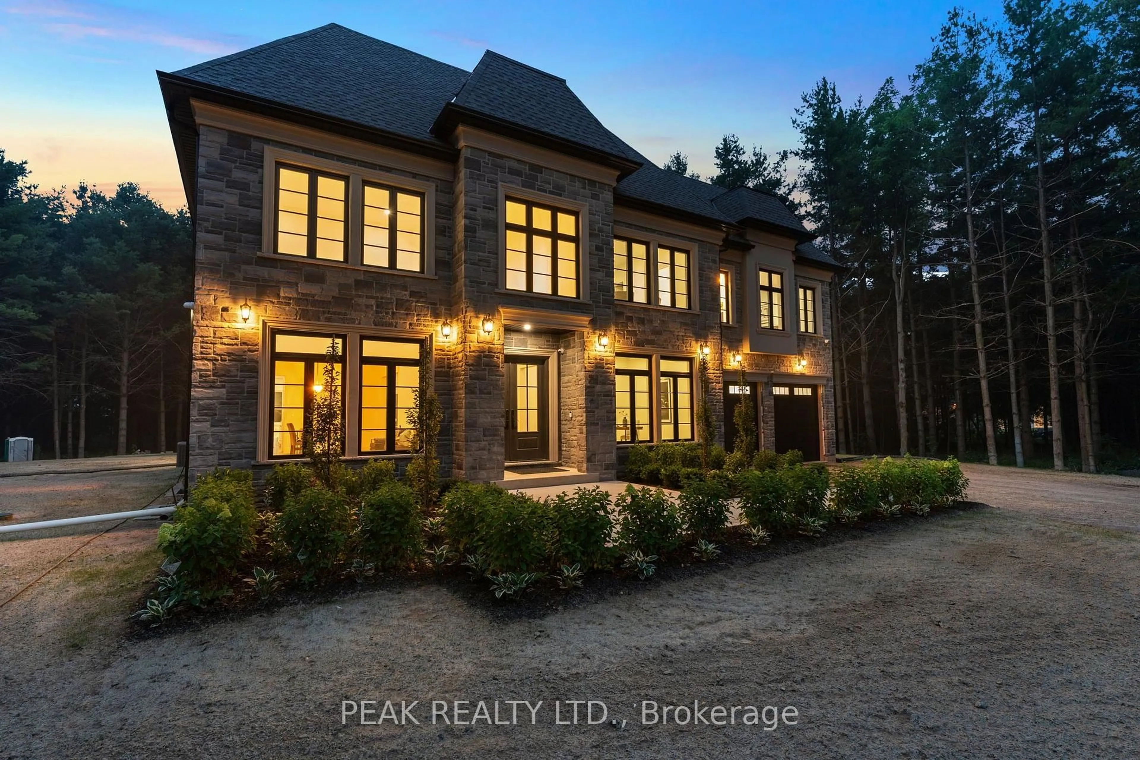 Home with brick exterior material, unknown for 5 West Harris Rd, Brant Ontario N3T 5L4