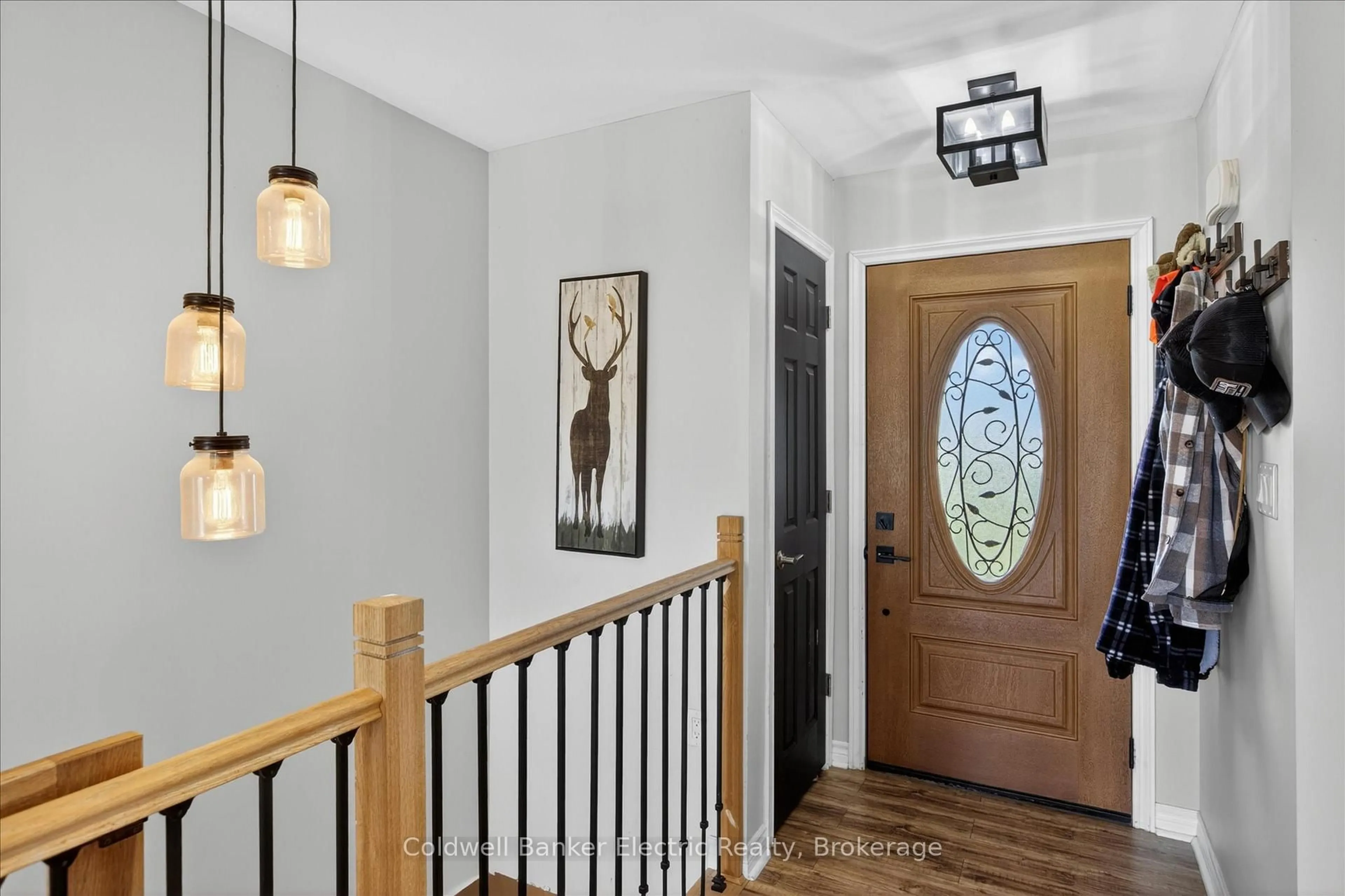 Indoor entryway for 487 11th Concession, Trent Hills Ontario K0L 1Y0