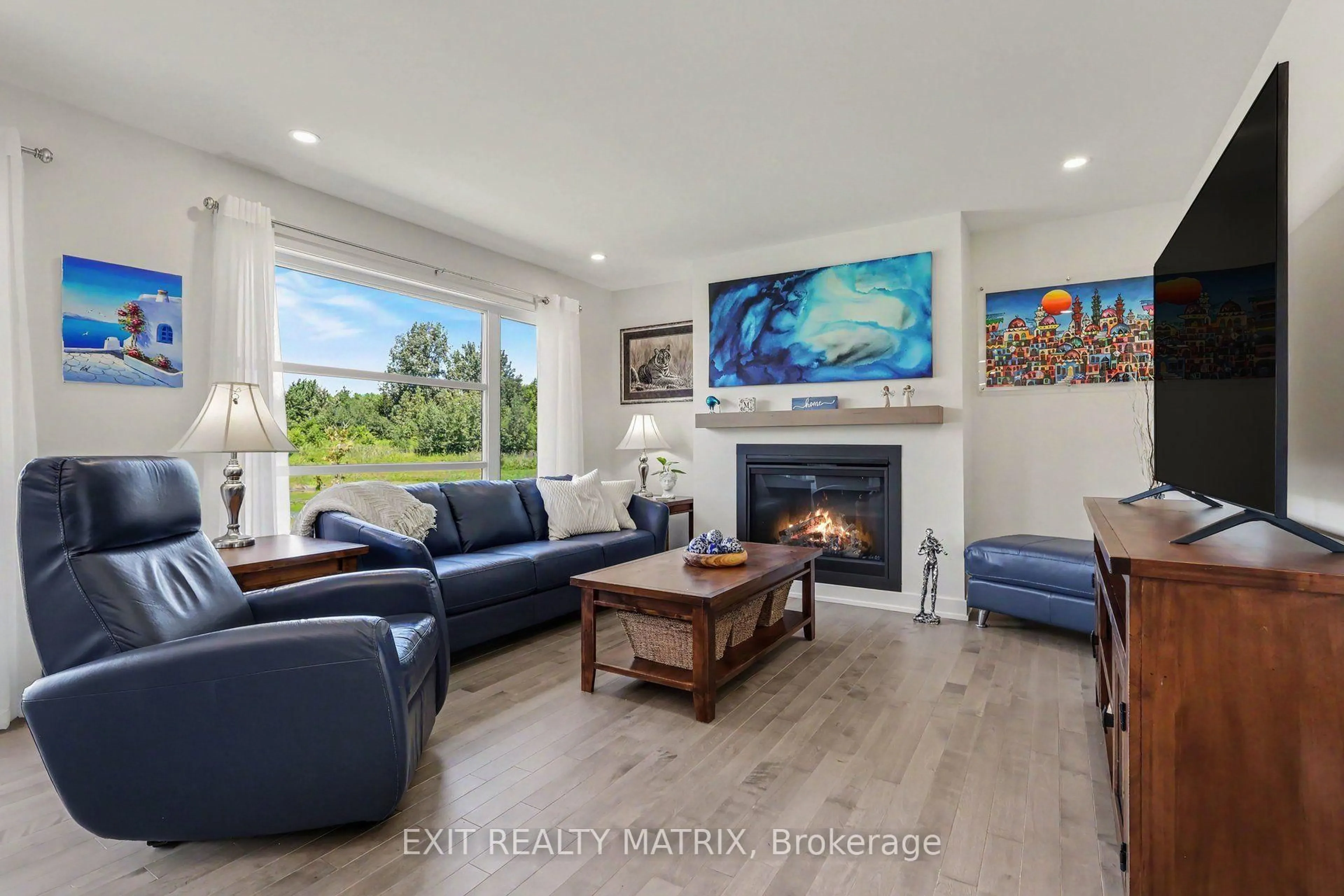 Living room with furniture, unknown for 521 Barrage St, Casselman Ontario K0A 1M0