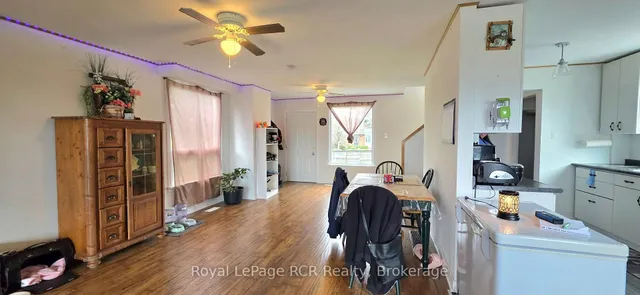 10 Quebec Rd, Huron East 3