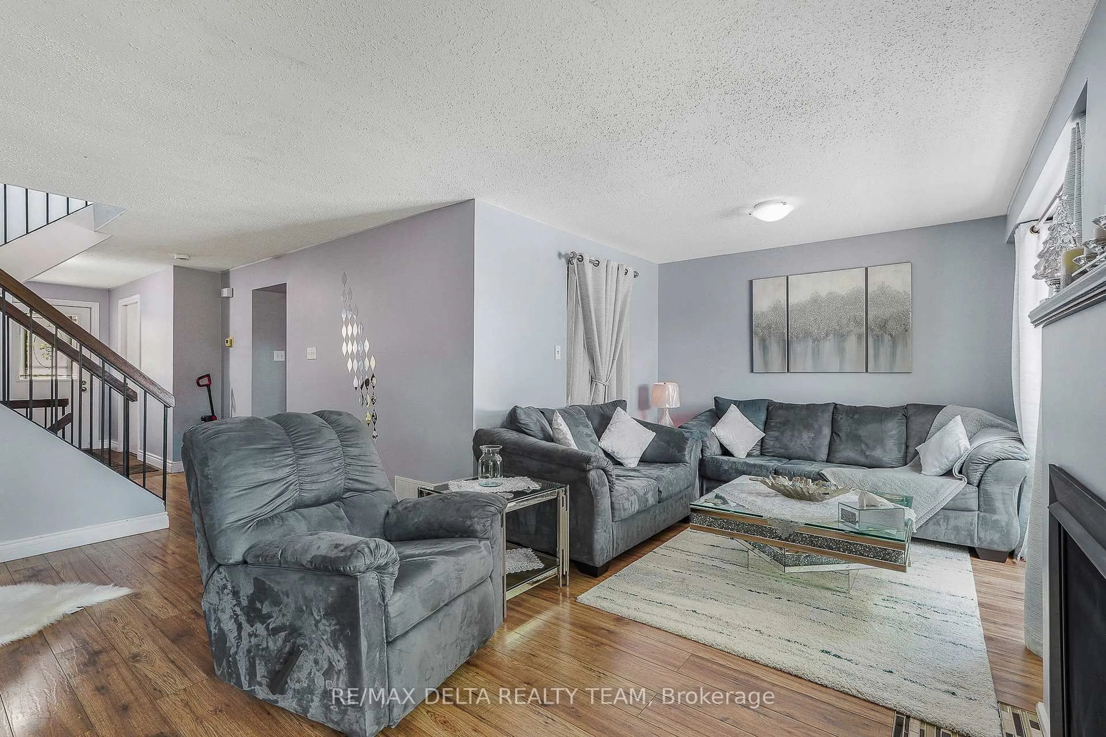 Living room with furniture, unknown for 1107 Des Forets Ave, Ottawa Ontario K1C 5K7