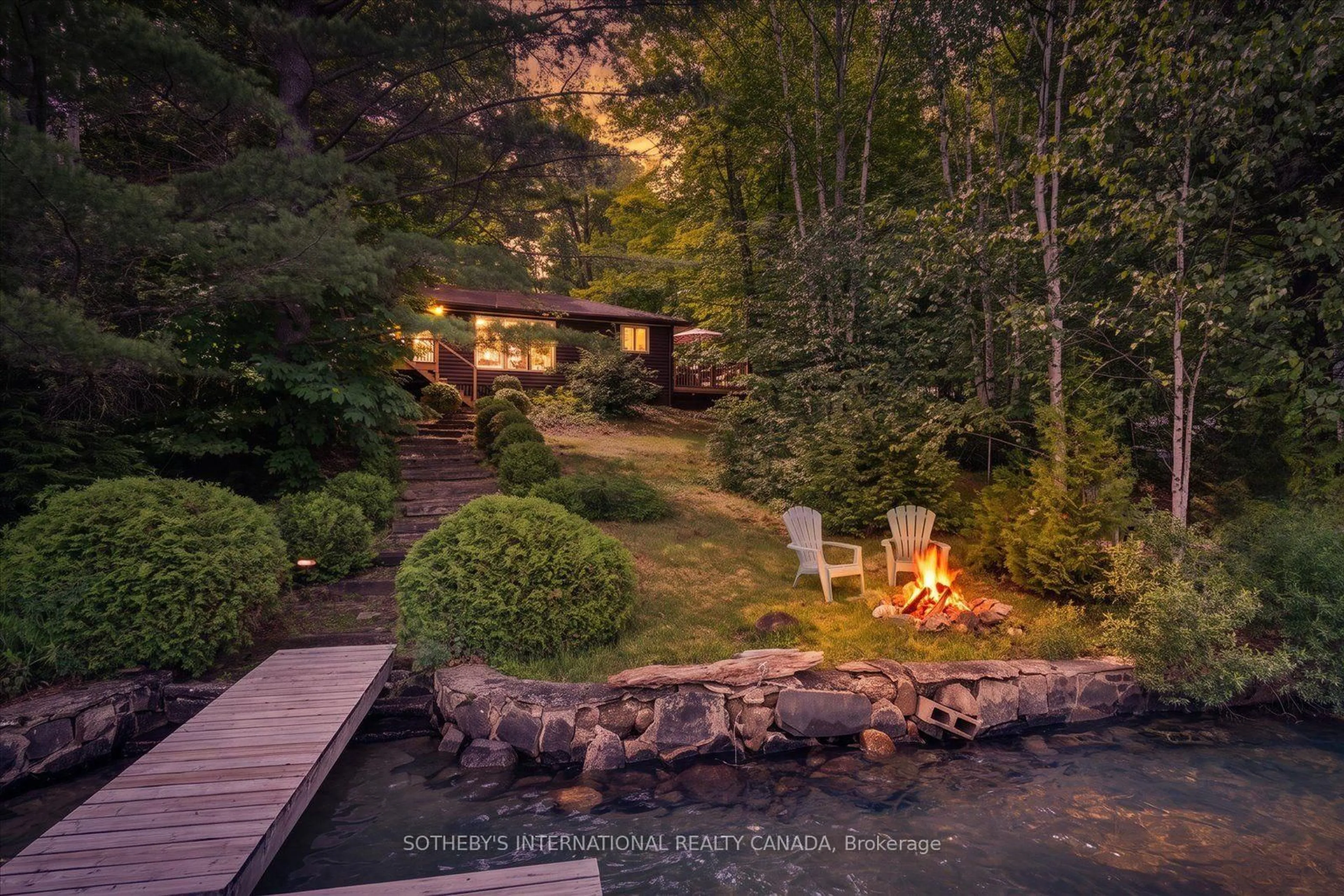 Patio, water/lake/river/ocean view for 1003 Gentle Breeze Lane, Dysart et al Ontario K0M 1S0