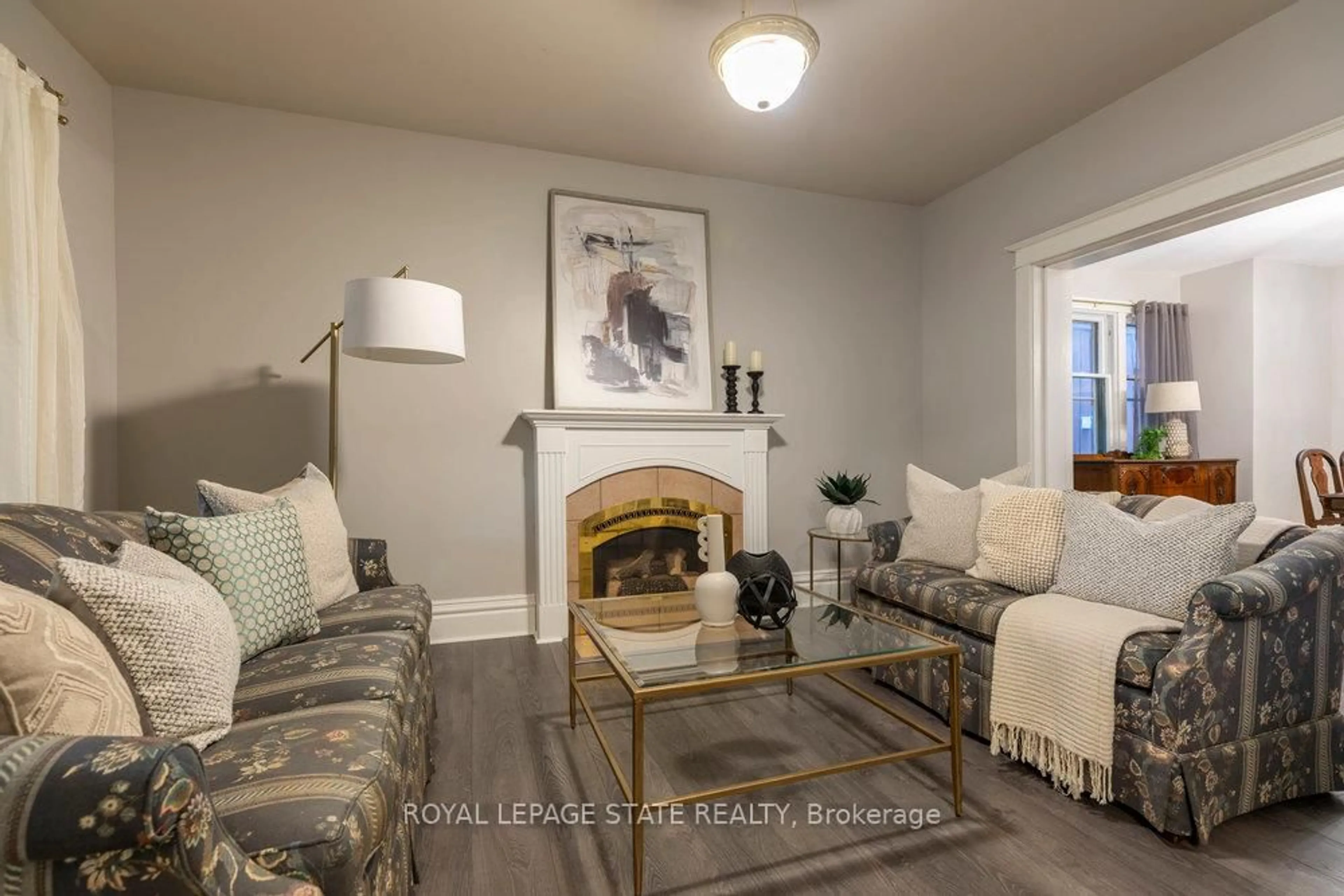 Living room with furniture, unknown for 90 Blake St, Hamilton Ontario L8M 2S6