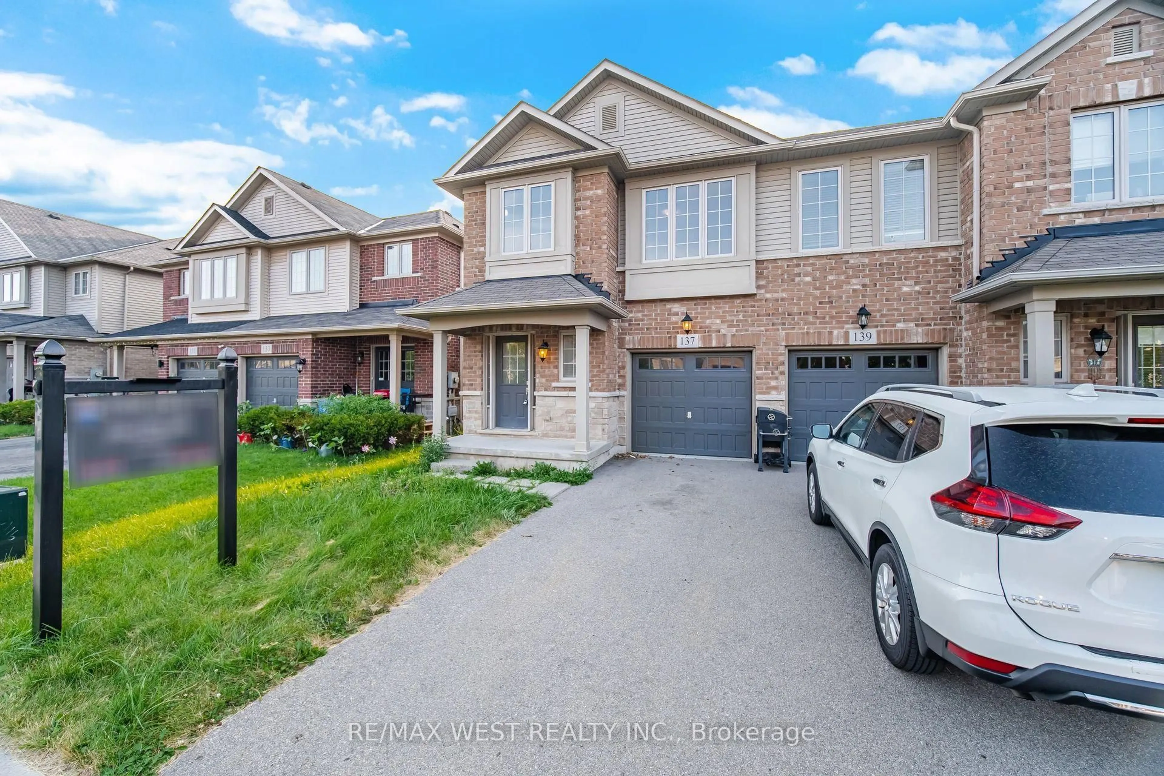 Home with brick exterior material, street for 137 Echovalley Dr, Hamilton Ontario L8J 0H1