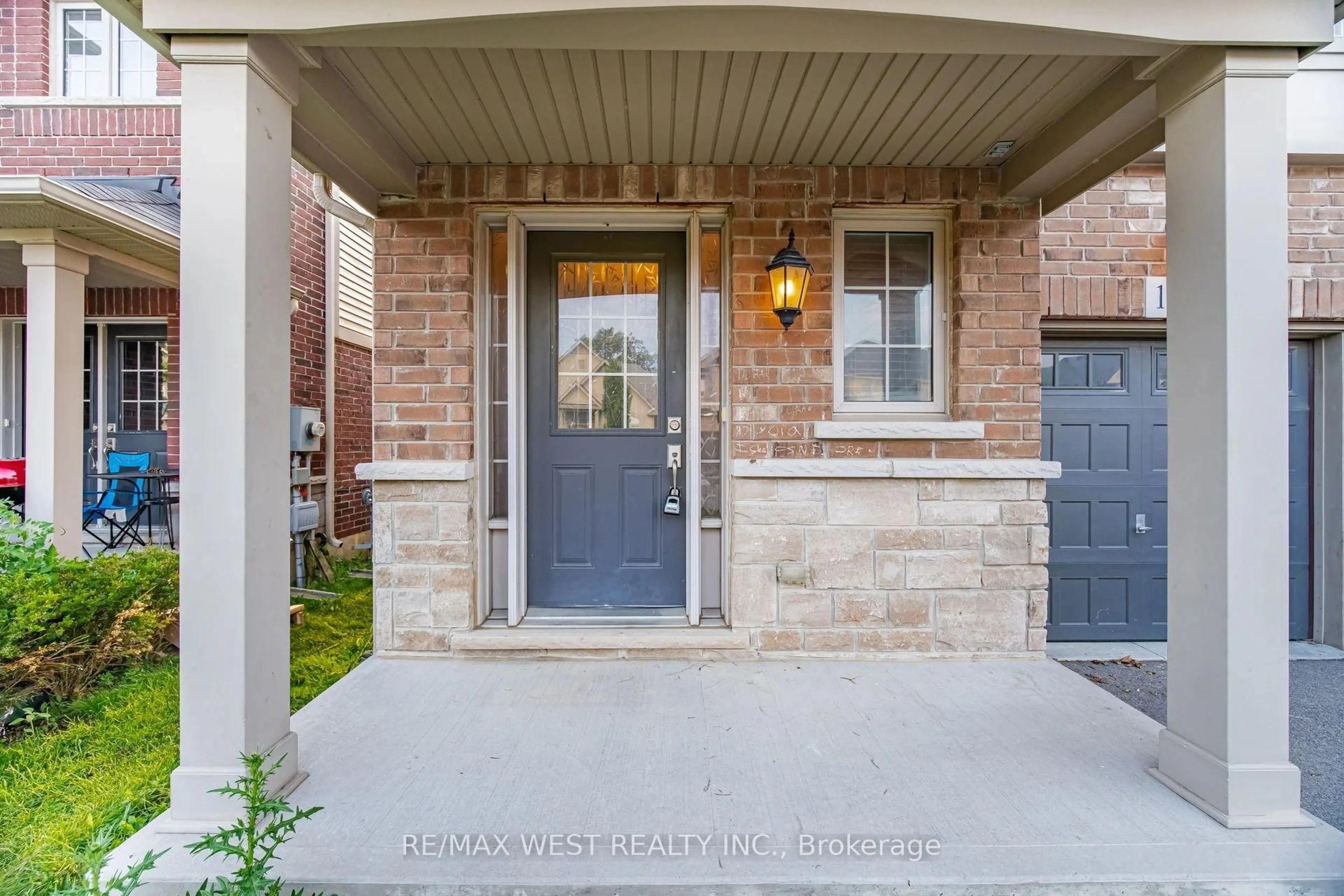 Home with brick exterior material, street for 137 Echovalley Dr, Hamilton Ontario L8J 0H1