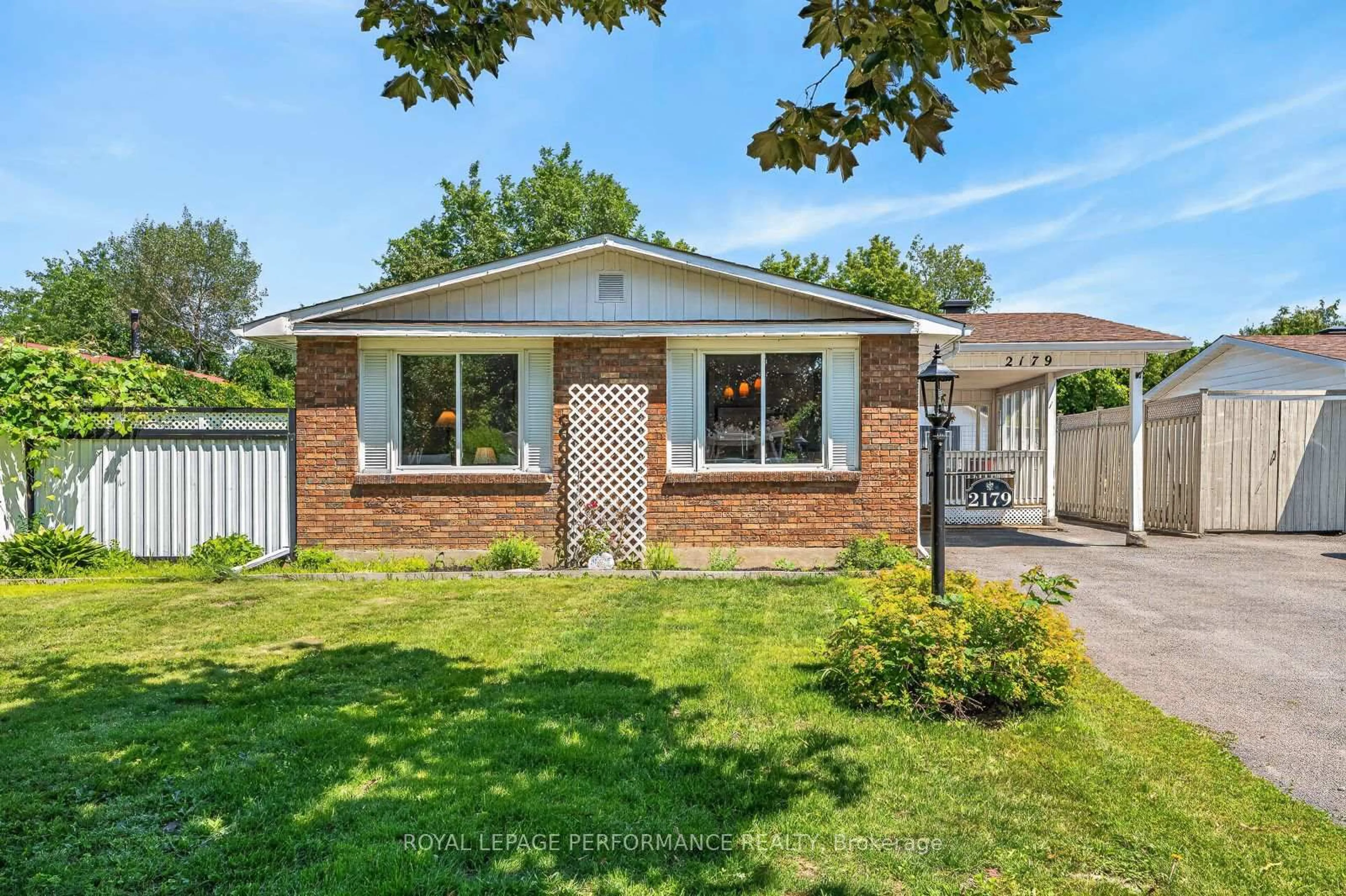Home with brick exterior material, street for 2179 Erinbrook Cres, Ottawa Ontario K1B 4J7