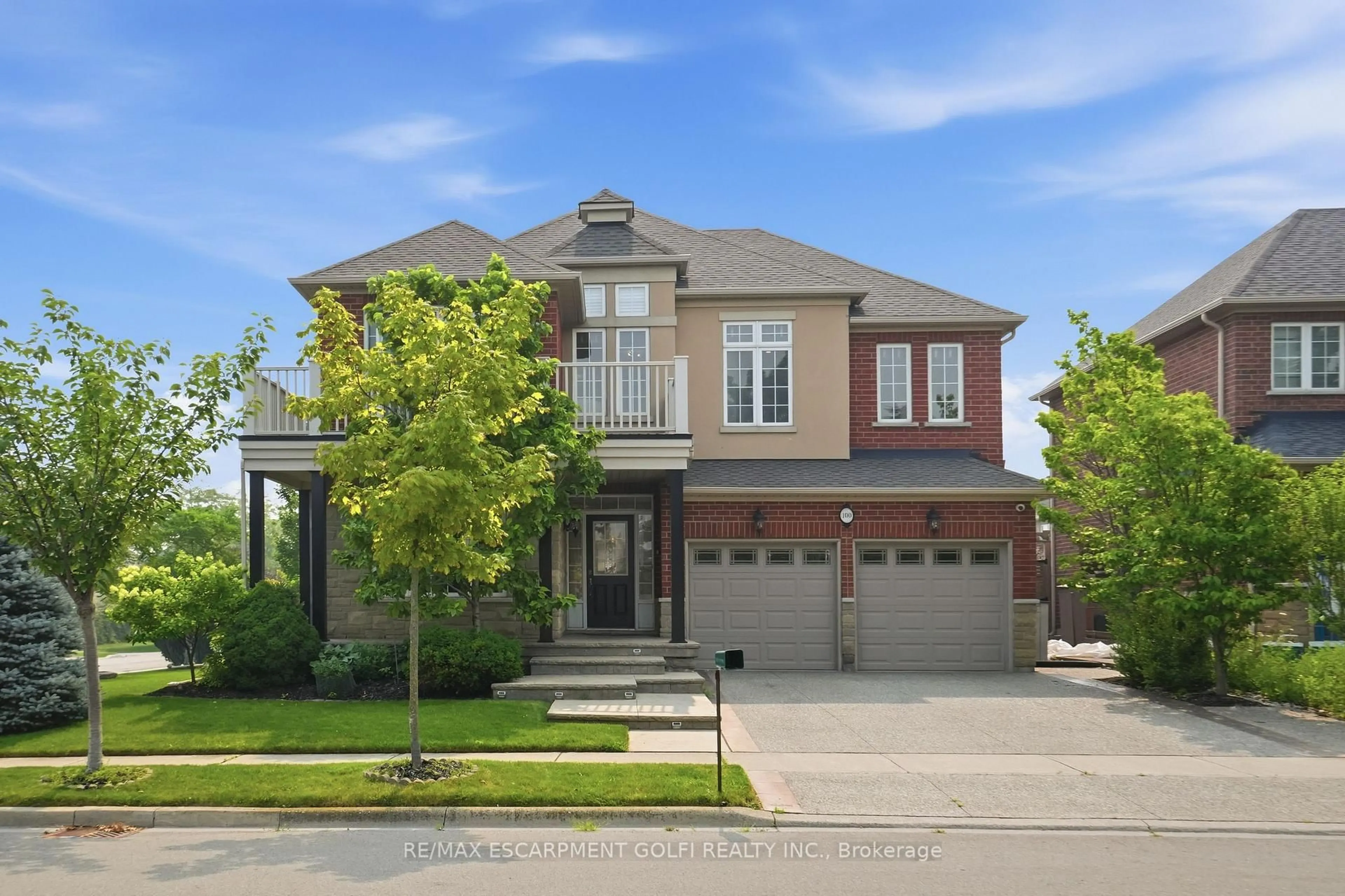 Home with brick exterior material, street for 100 Springstead Ave, Hamilton Ontario L8E 6E9