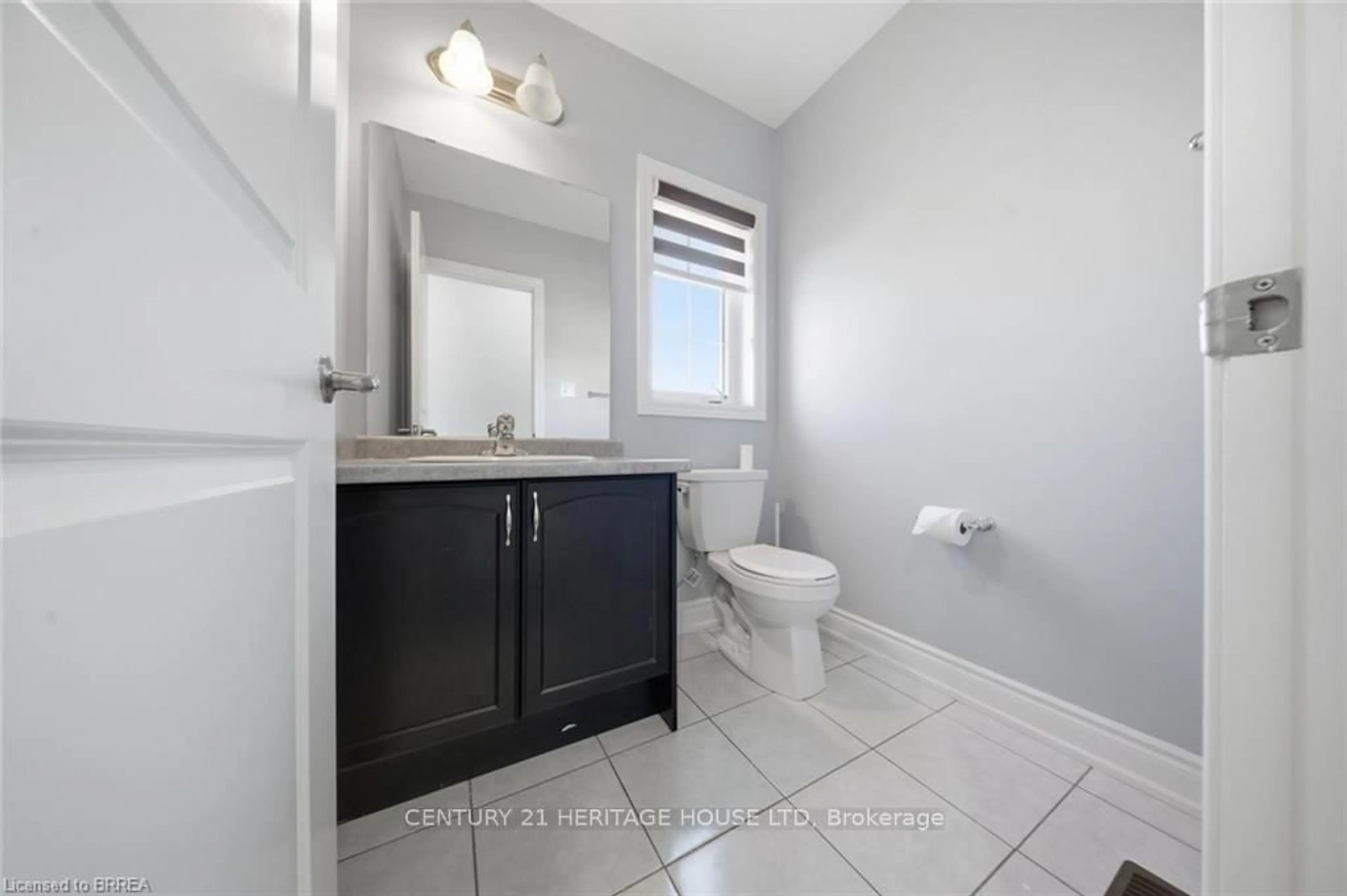 Standard bathroom, ceramic/tile floor for 18 Macklin St, Brantford Ontario N3V 0B2