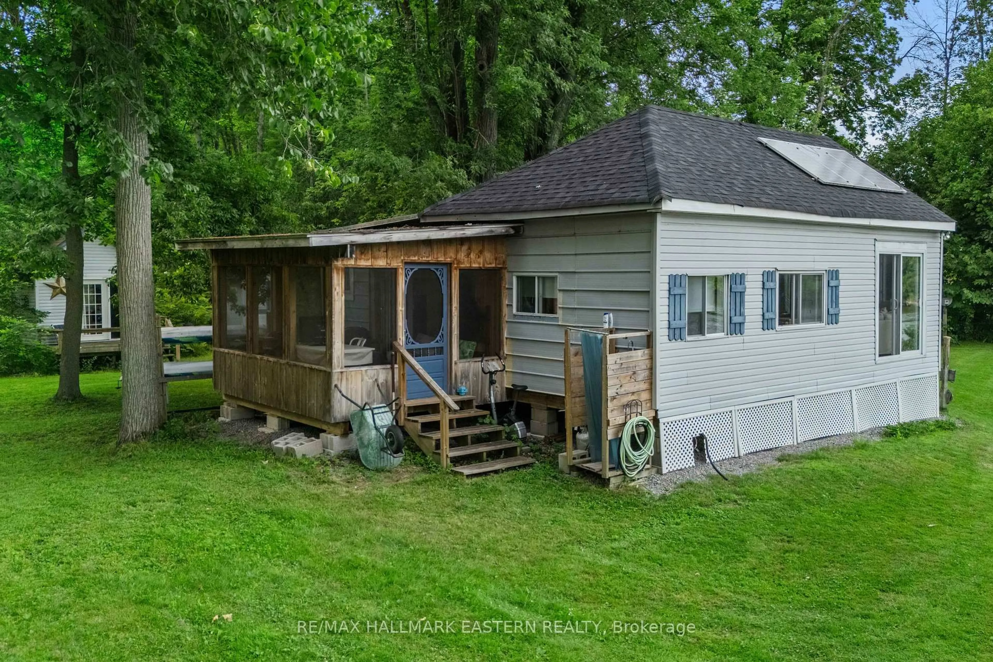 Shed for 730 Mervin Line, Cavan Monaghan Ontario K9J 6Z9