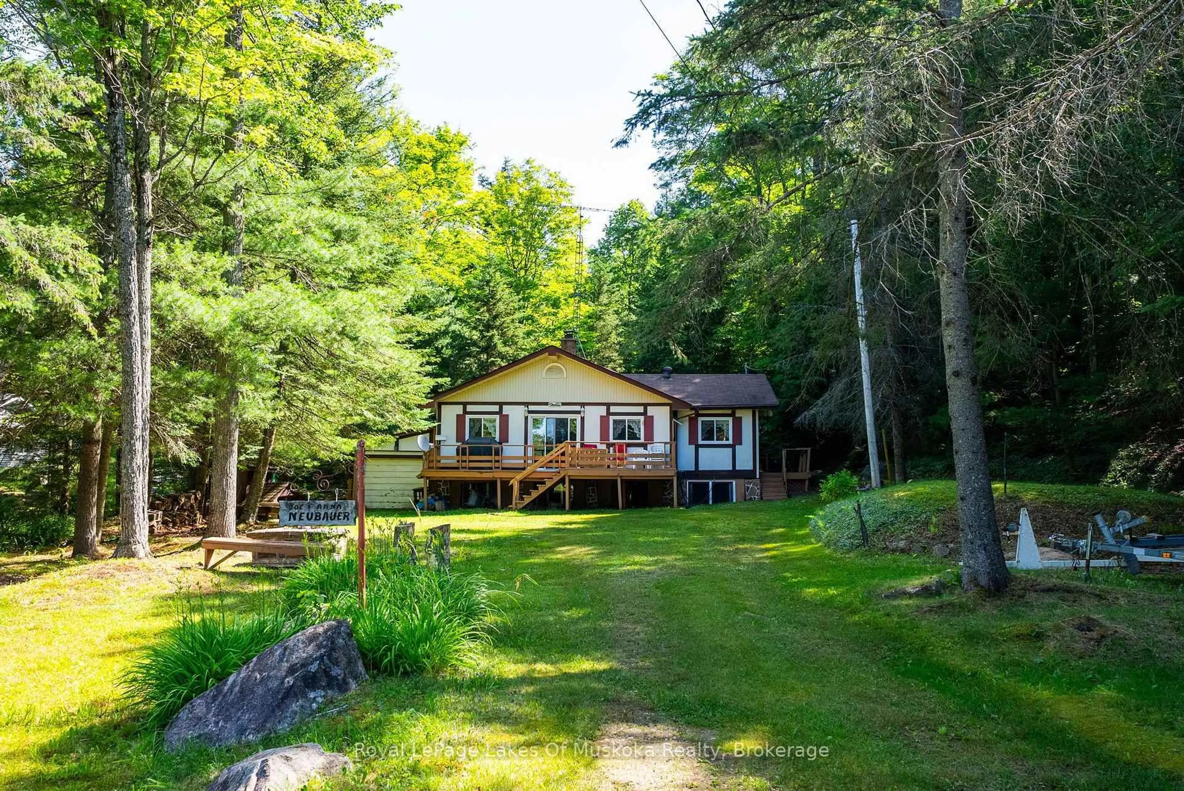 A pic from outside/outdoor area/front of a property/back of a property/a pic from drone, unknown for 1423 Deer Lake Narrows Rd, Algonquin Highlands Ontario P0A 1E0
