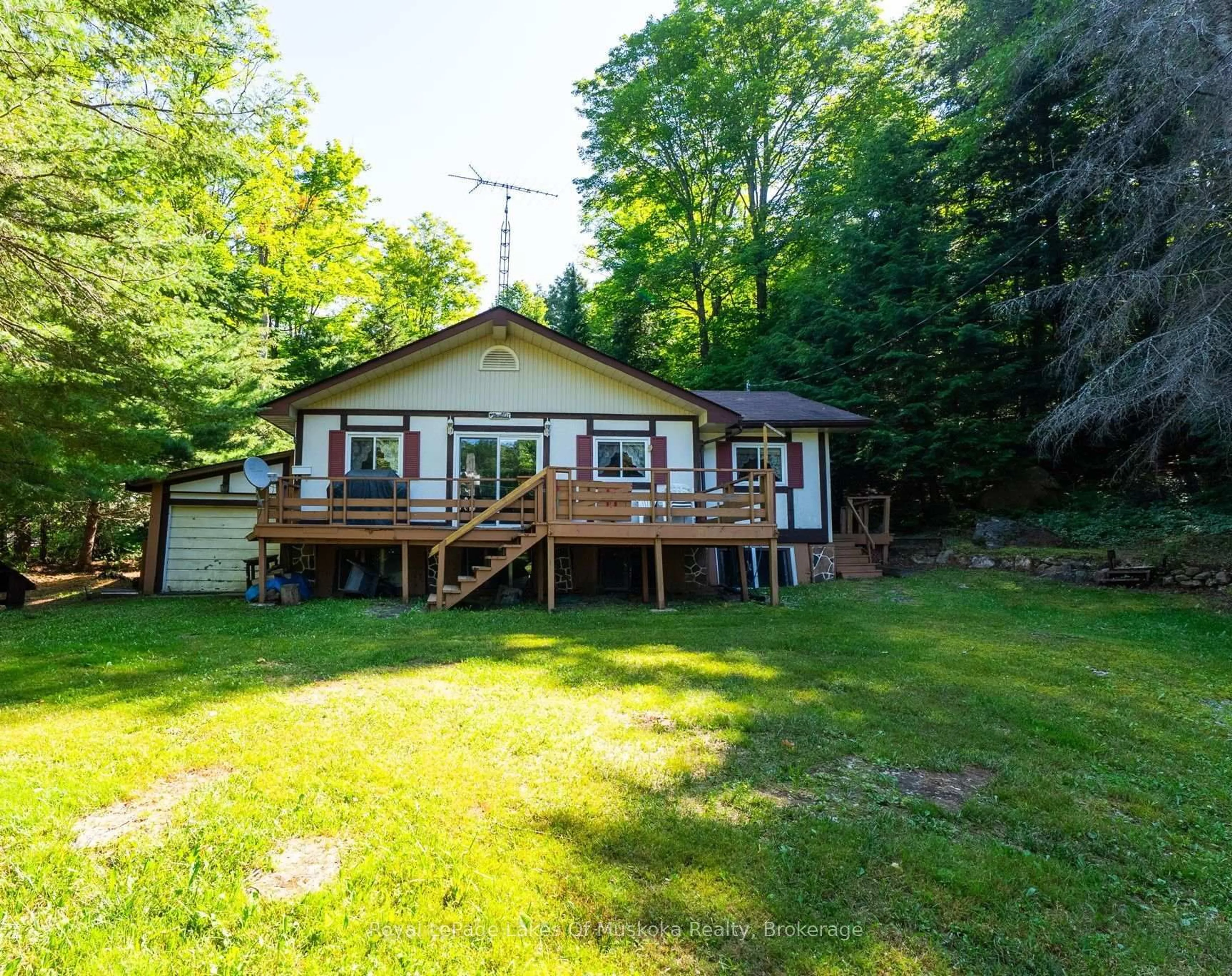 A pic from outside/outdoor area/front of a property/back of a property/a pic from drone, unknown for 1423 Deer Lake Narrows Rd, Algonquin Highlands Ontario P0A 1E0