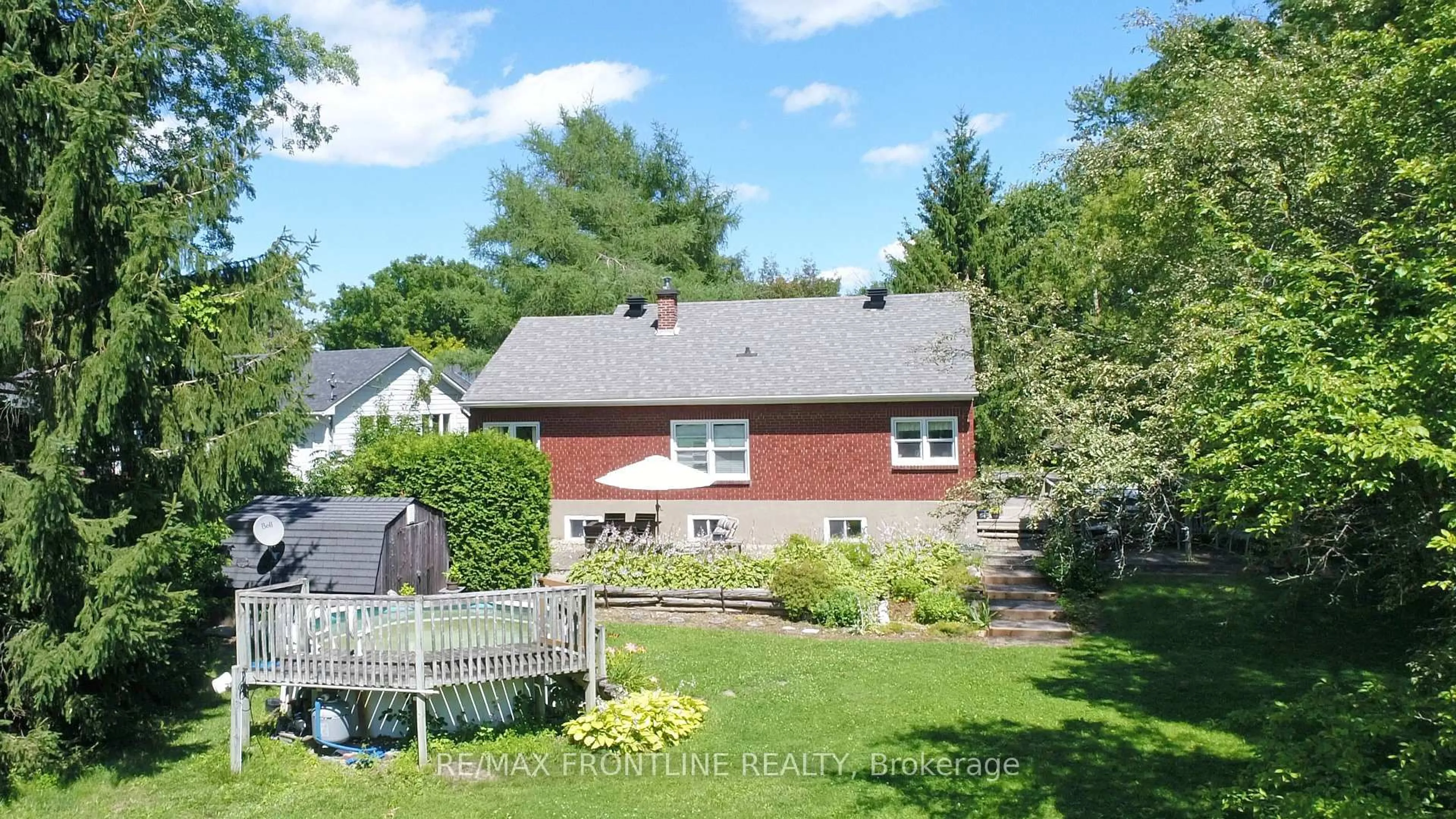 A pic from outside/outdoor area/front of a property/back of a property/a pic from drone, unknown for 2303 James Craig St, North Gower Ontario K0A 2T0