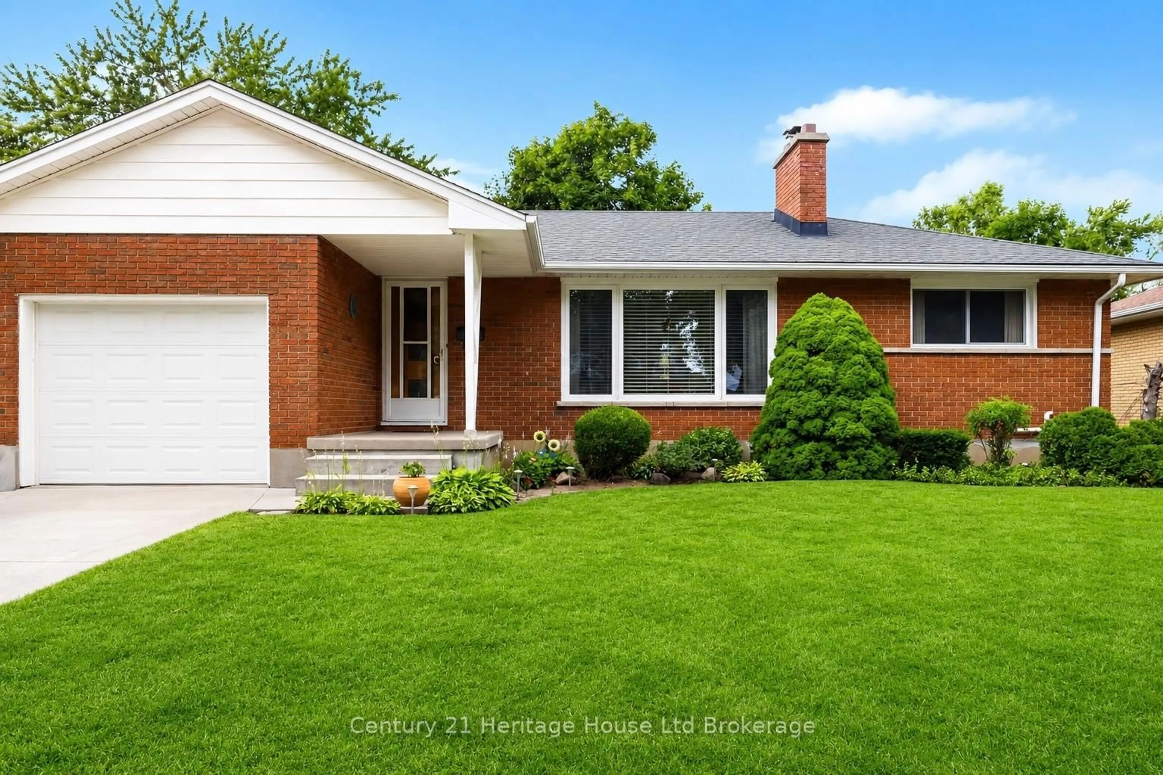 Home with brick exterior material, street for 26 Deveron Cres, London South Ontario N5Z 4B1