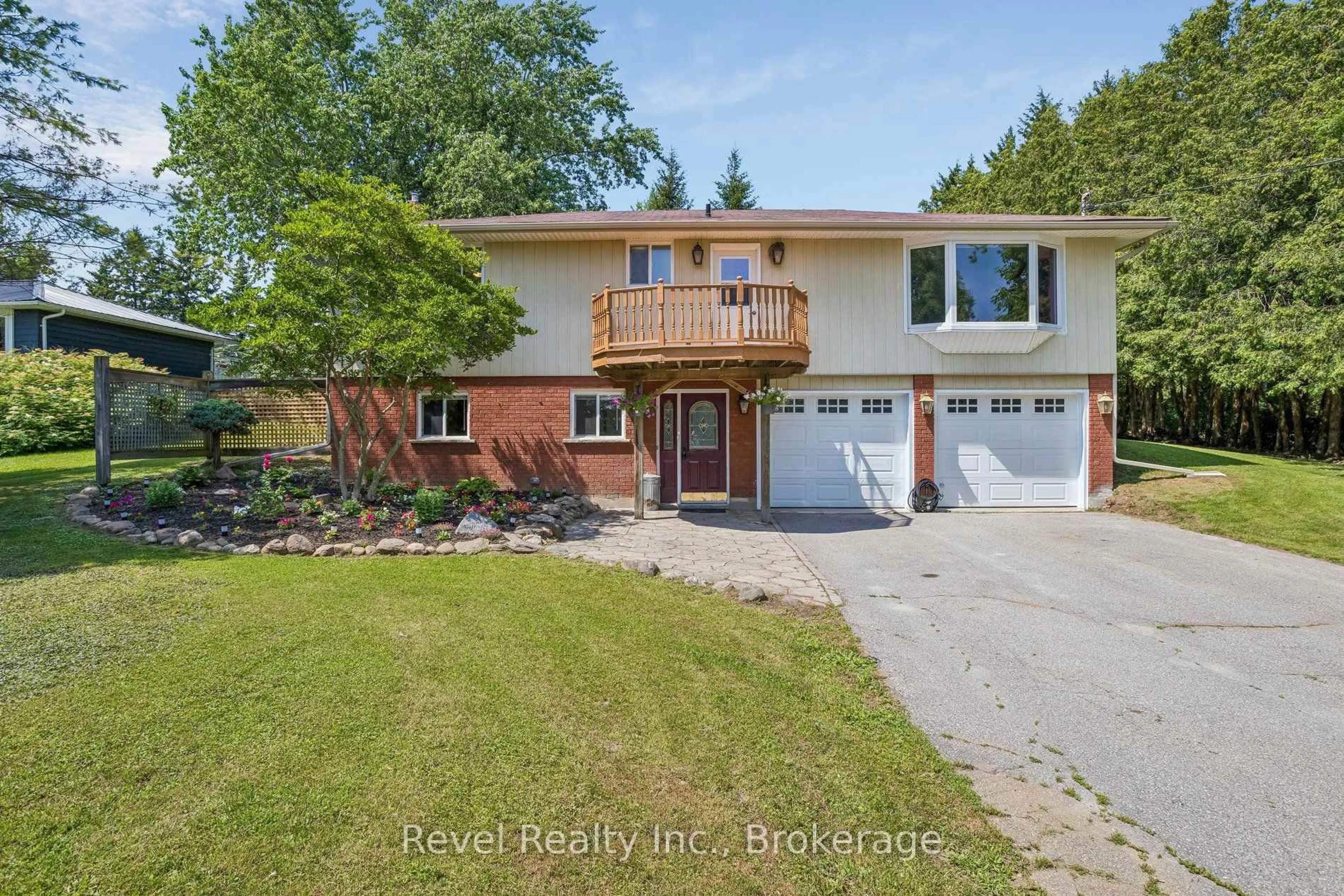 A pic from outside/outdoor area/front of a property/back of a property/a pic from drone, water/lake/river/ocean view for 41 Lakeview Blvd, Kawartha Lakes Ontario K0M 2C0