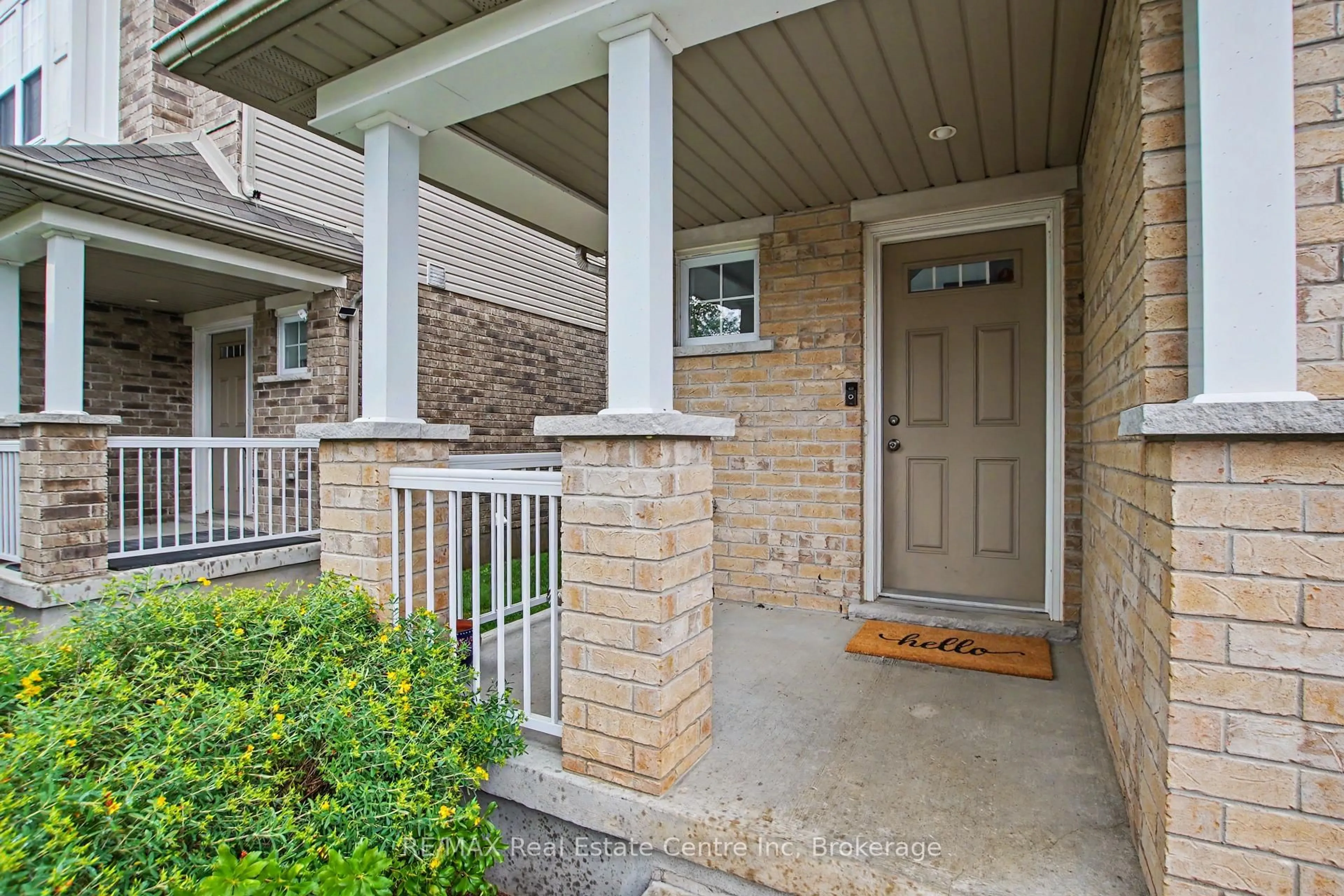 Indoor entryway for 167 Arkell Rd, Guelph Ontario N1L 0J9