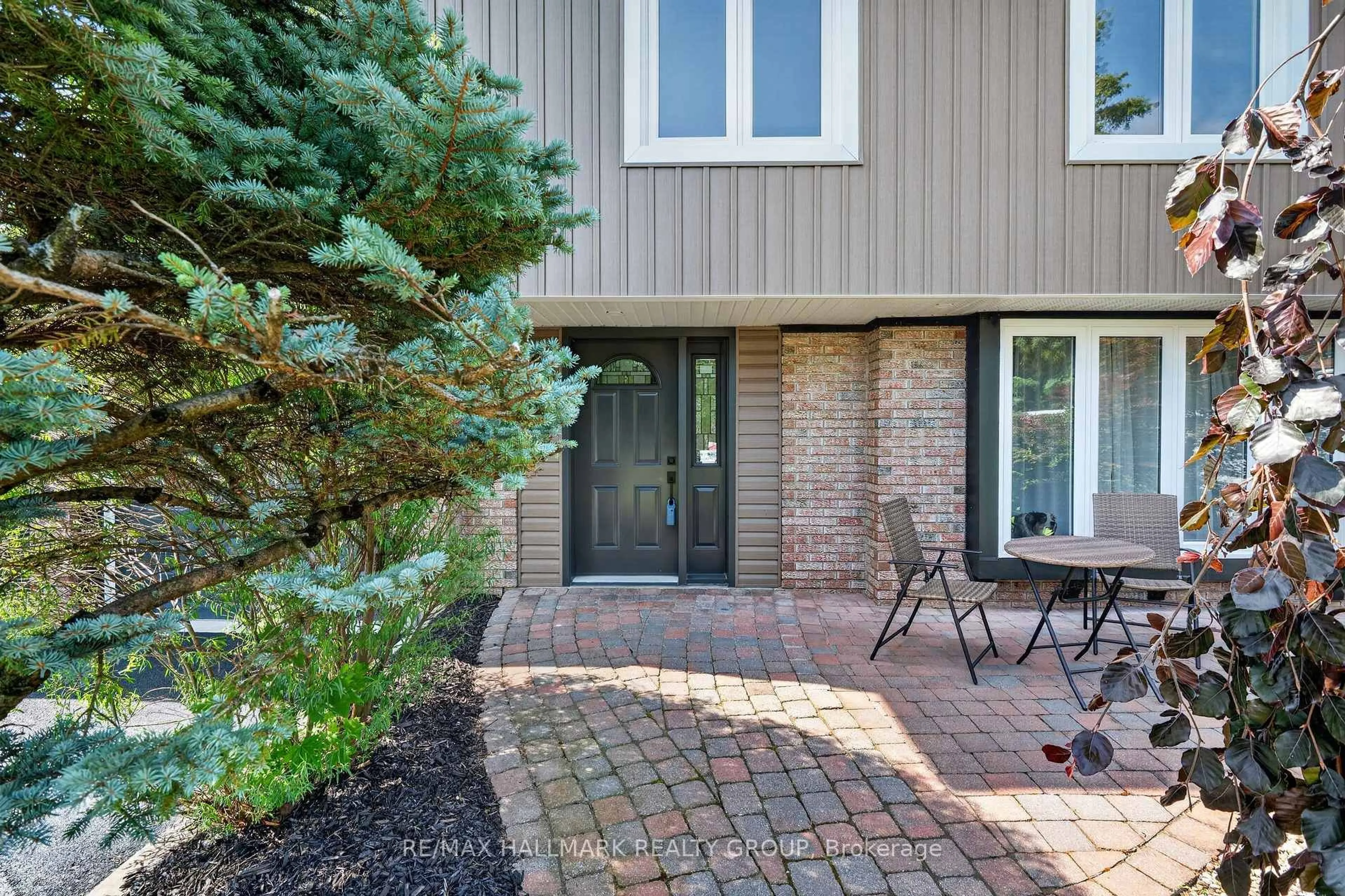 Home with brick exterior material, street for 4 Claret Crt, Ottawa Ontario K1V 9C4
