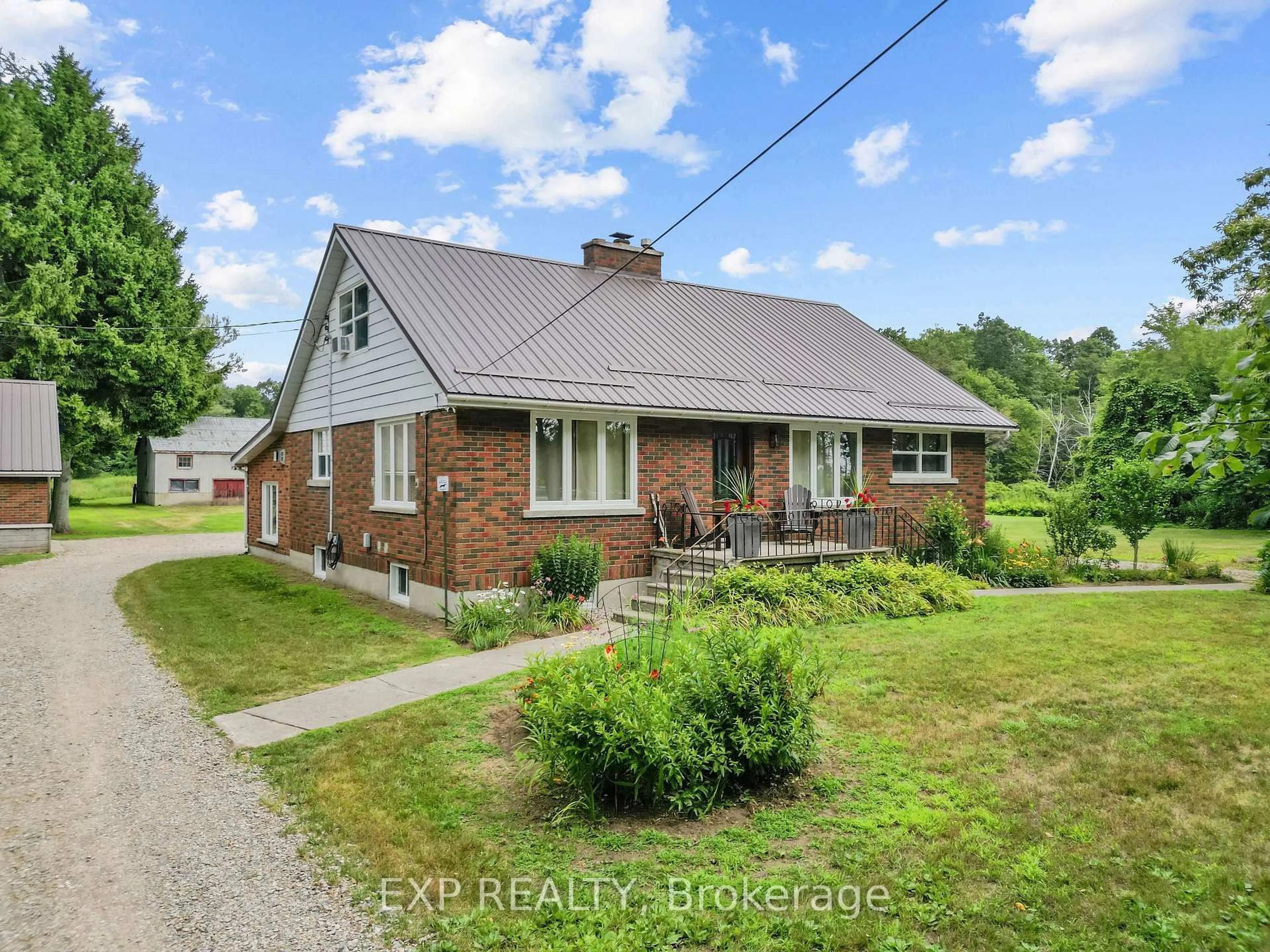 A pic from outside/outdoor area/front of a property/back of a property/a pic from drone, street for 4465 Imperial Rd, Malahide Ontario N5H 2R2