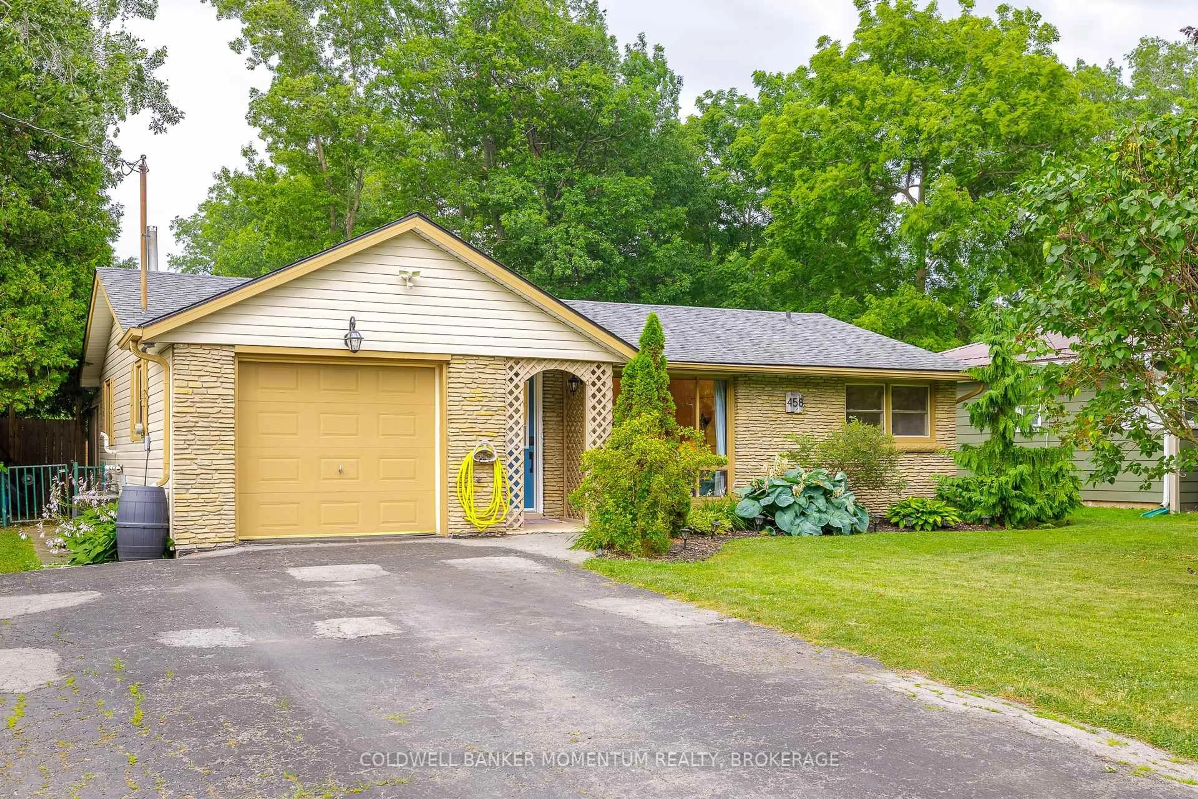 Home with brick exterior material, street for 458 Belleview Blvd, Fort Erie Ontario L0S 1N0