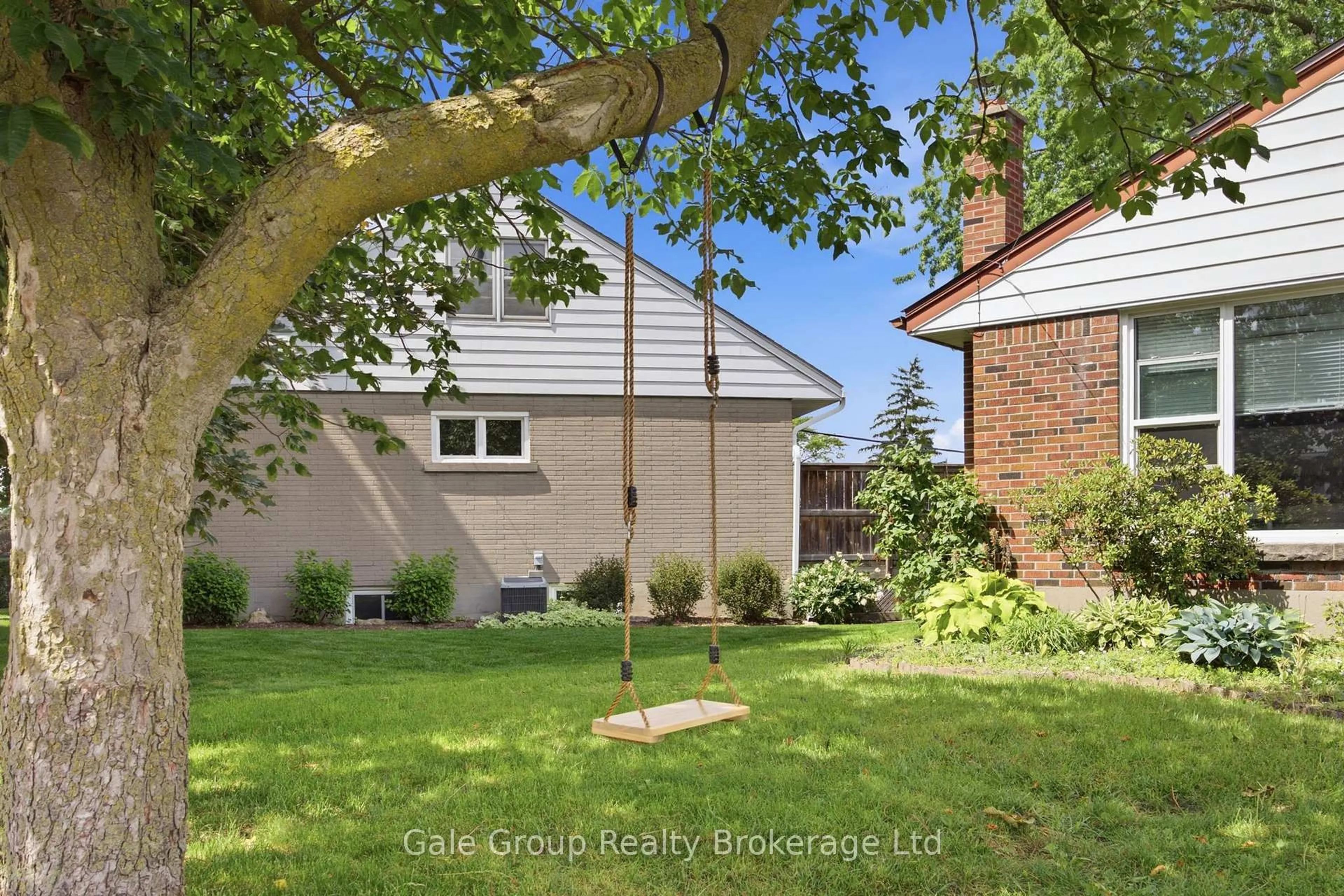 Unknown for 312 Leinster St, Woodstock Ontario N4S 7E7