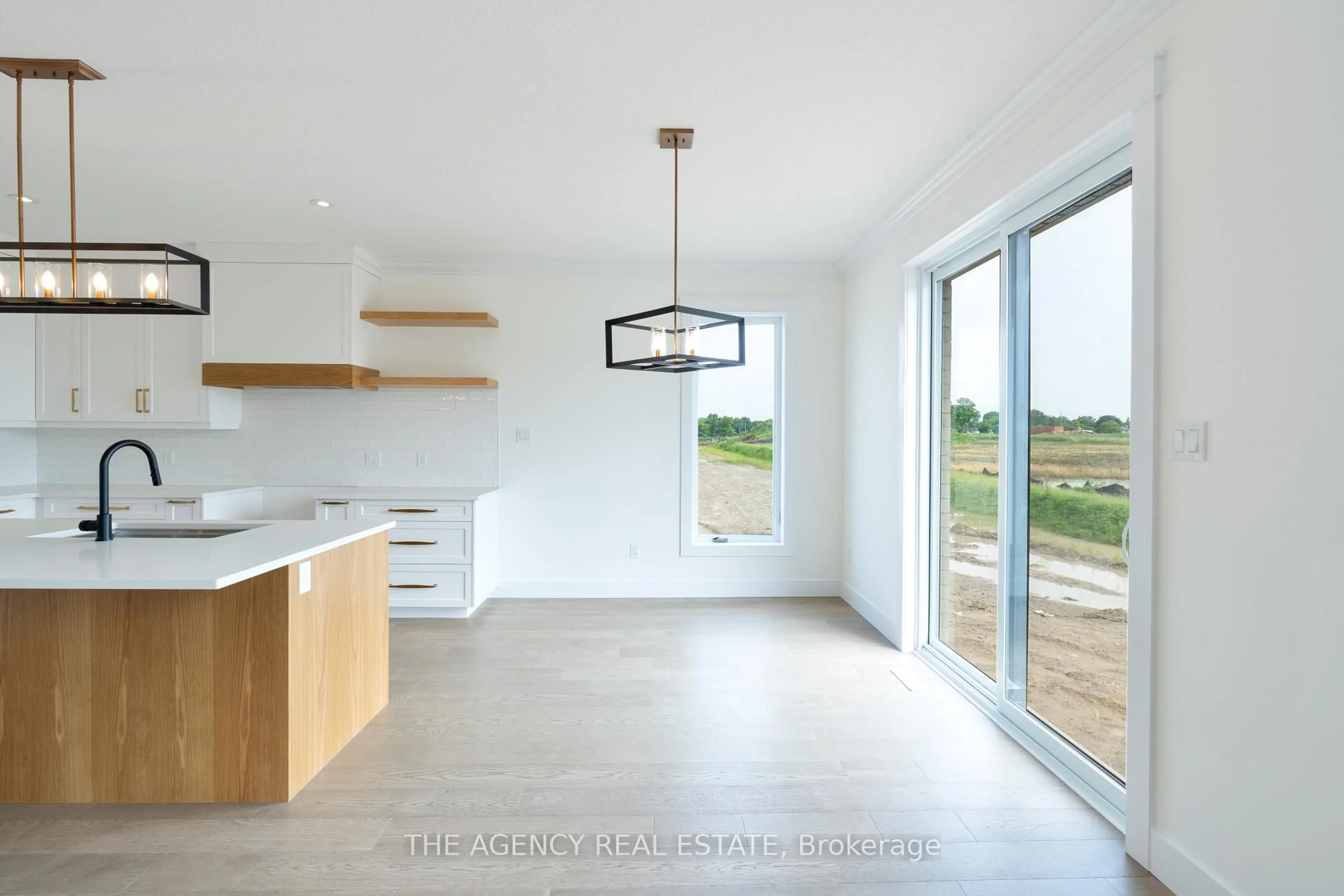Open concept kitchen, unknown for 3112 Regiment Rd, London South Ontario N6P 0H2