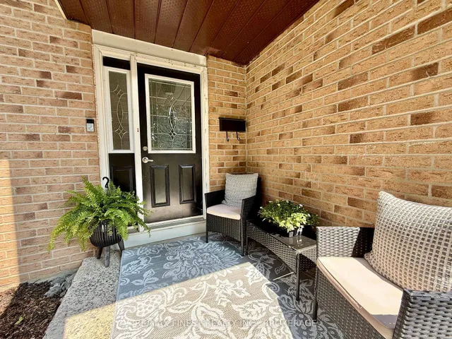 66 Nicholson Cres, Loyalist 3