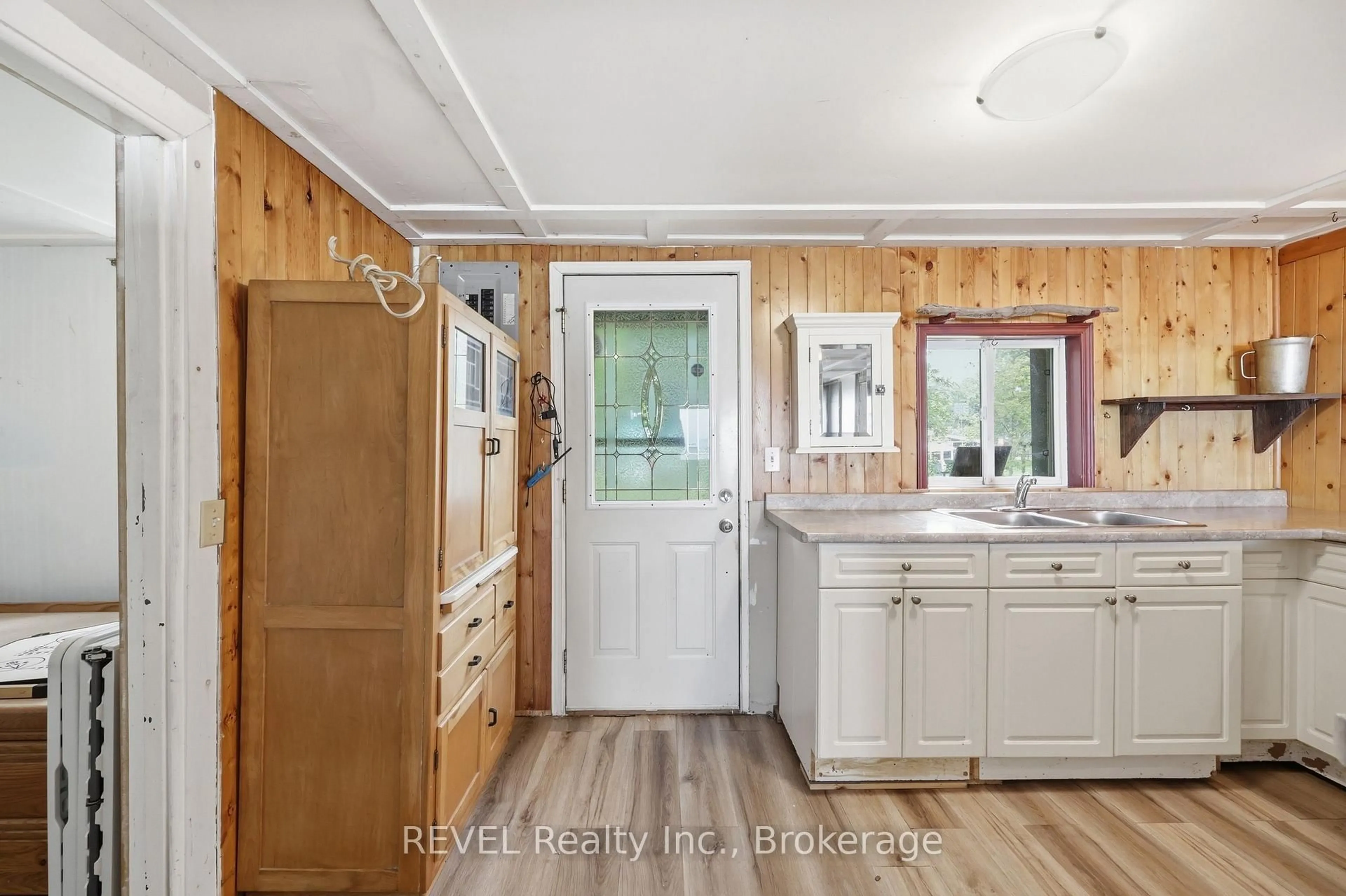 Unknown for 26 Lake Rd, Haldimand Ontario N0A 1A0