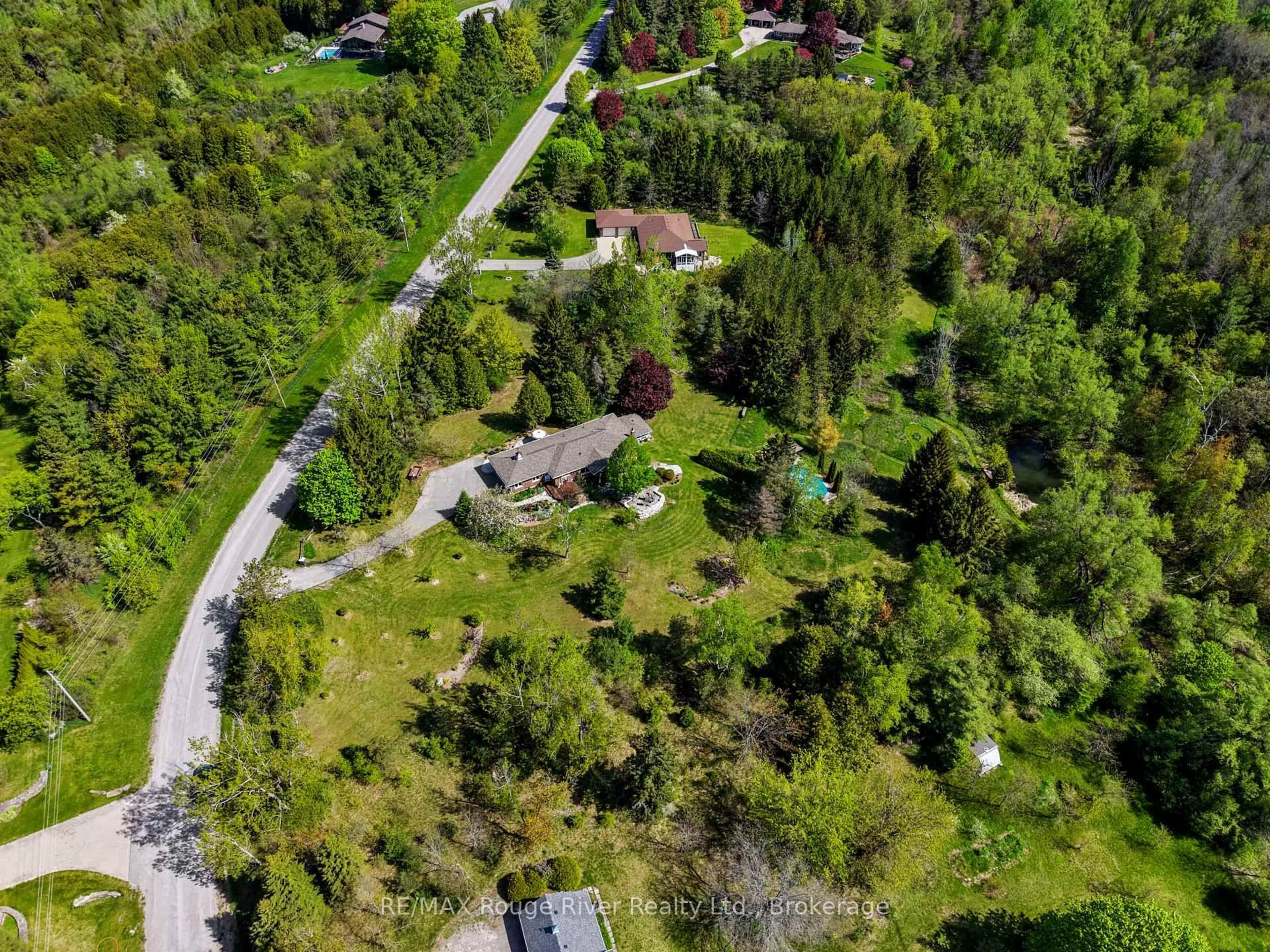 A pic from outside/outdoor area/front of a property/back of a property/a pic from drone, street for 3625 Alnwick Hill Rd, Hamilton Township Ontario K0K 1C0