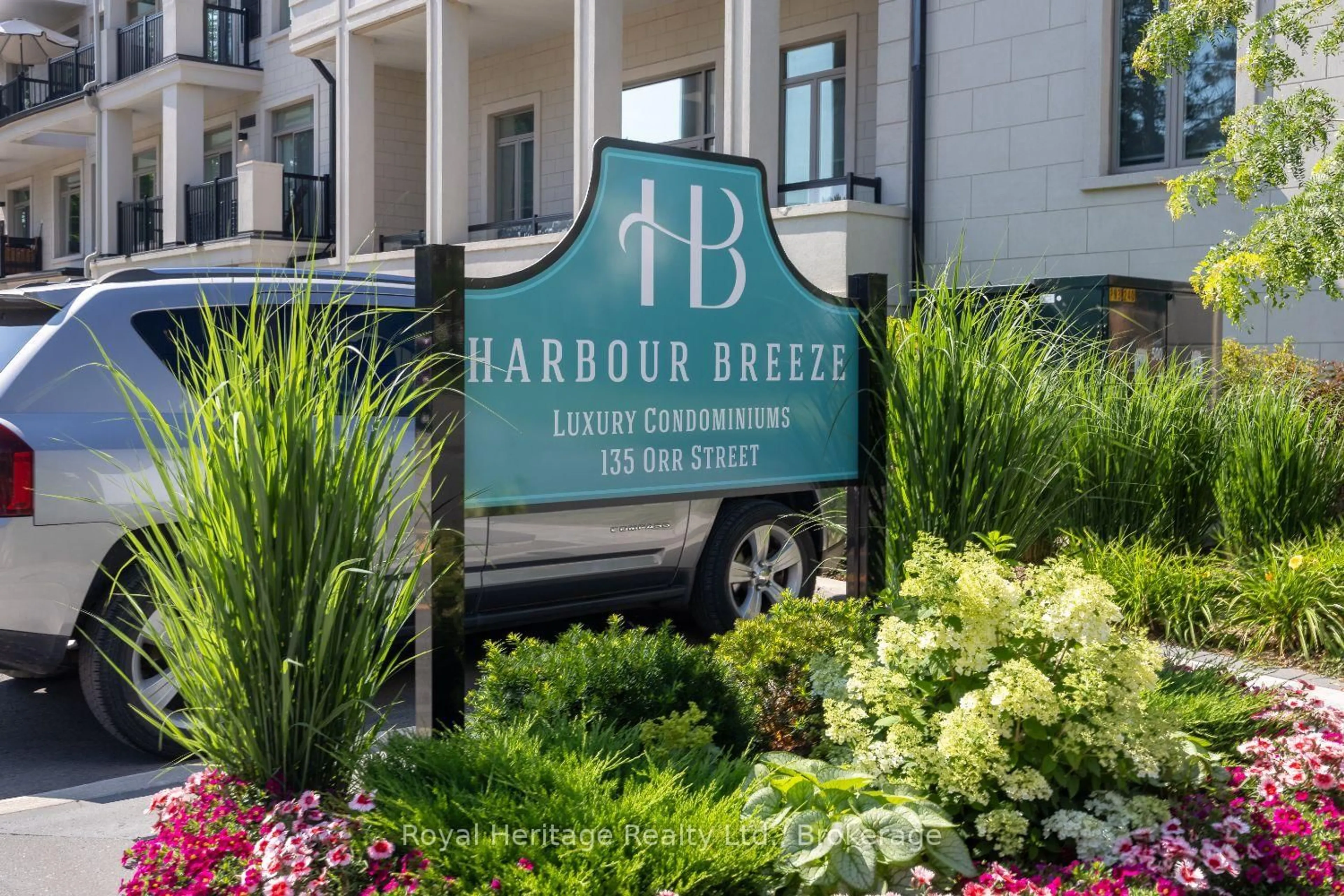 Indoor foyer for 135 Orr St #412, Cobourg Ontario K9A 0J6