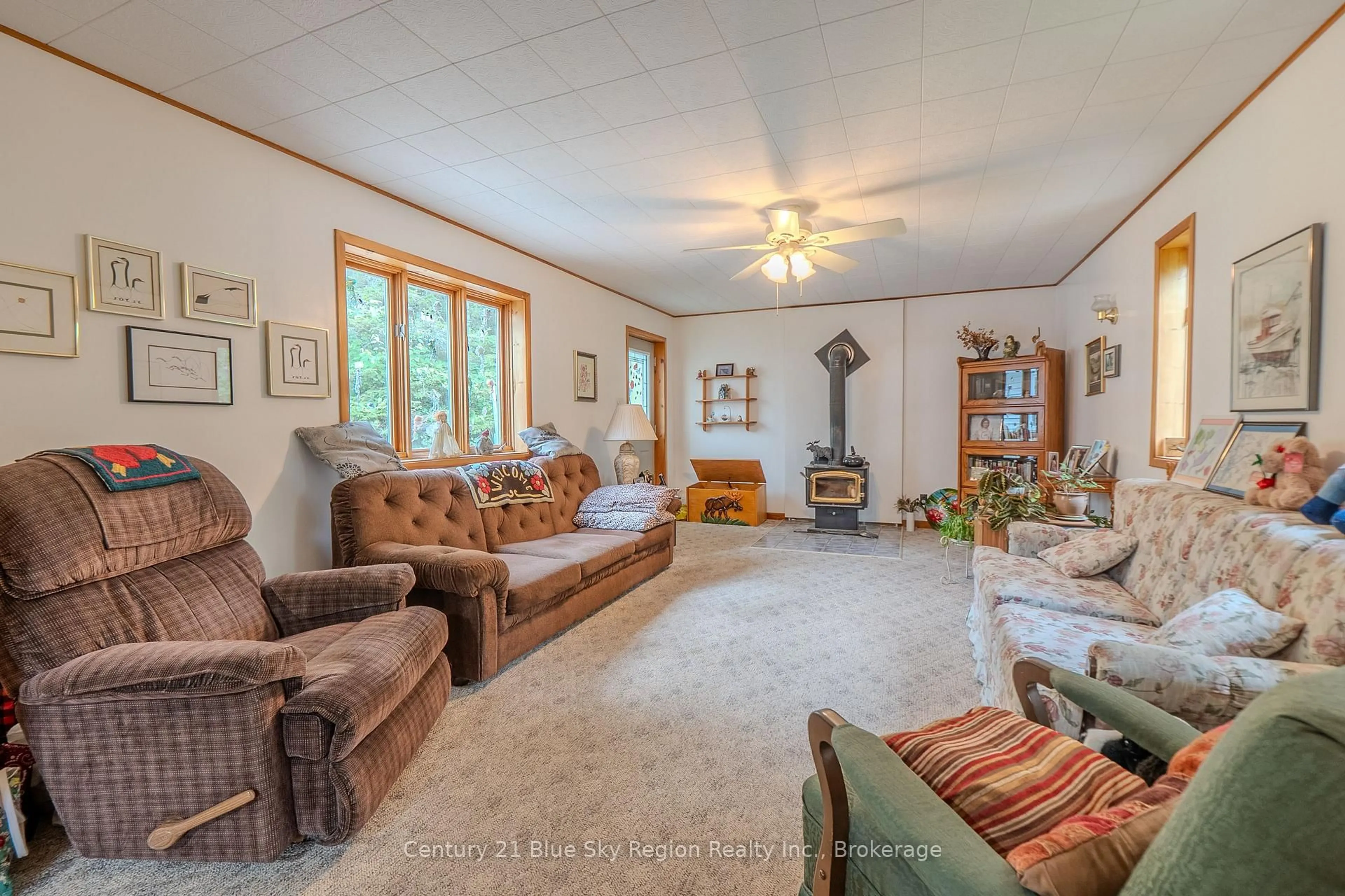 Living room with furniture, unknown for 73 O'Connor Dr, Temagami Ontario P0H 2H0
