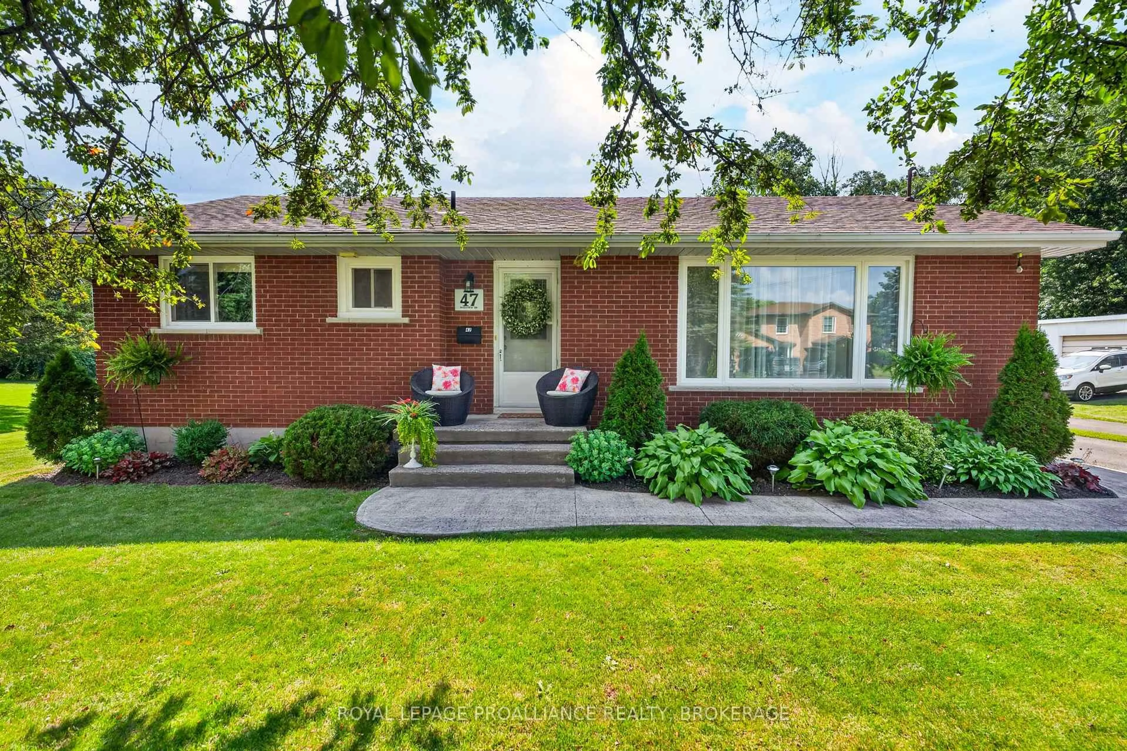 Home with brick exterior material, street for 47 Riverview Dr, Greater Napanee Ontario K7R 3A1