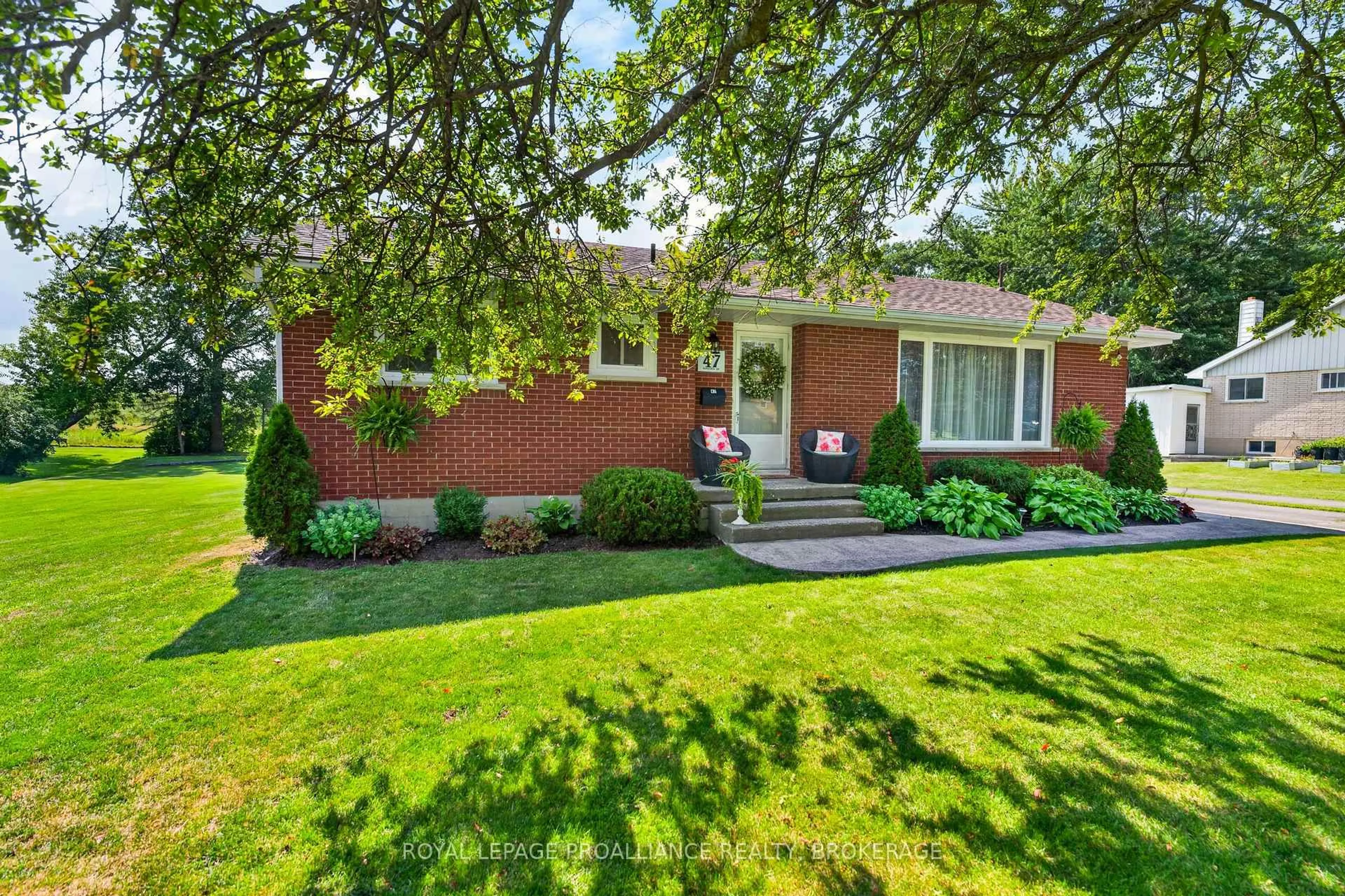 Home with brick exterior material, street for 47 Riverview Dr, Greater Napanee Ontario K7R 3A1